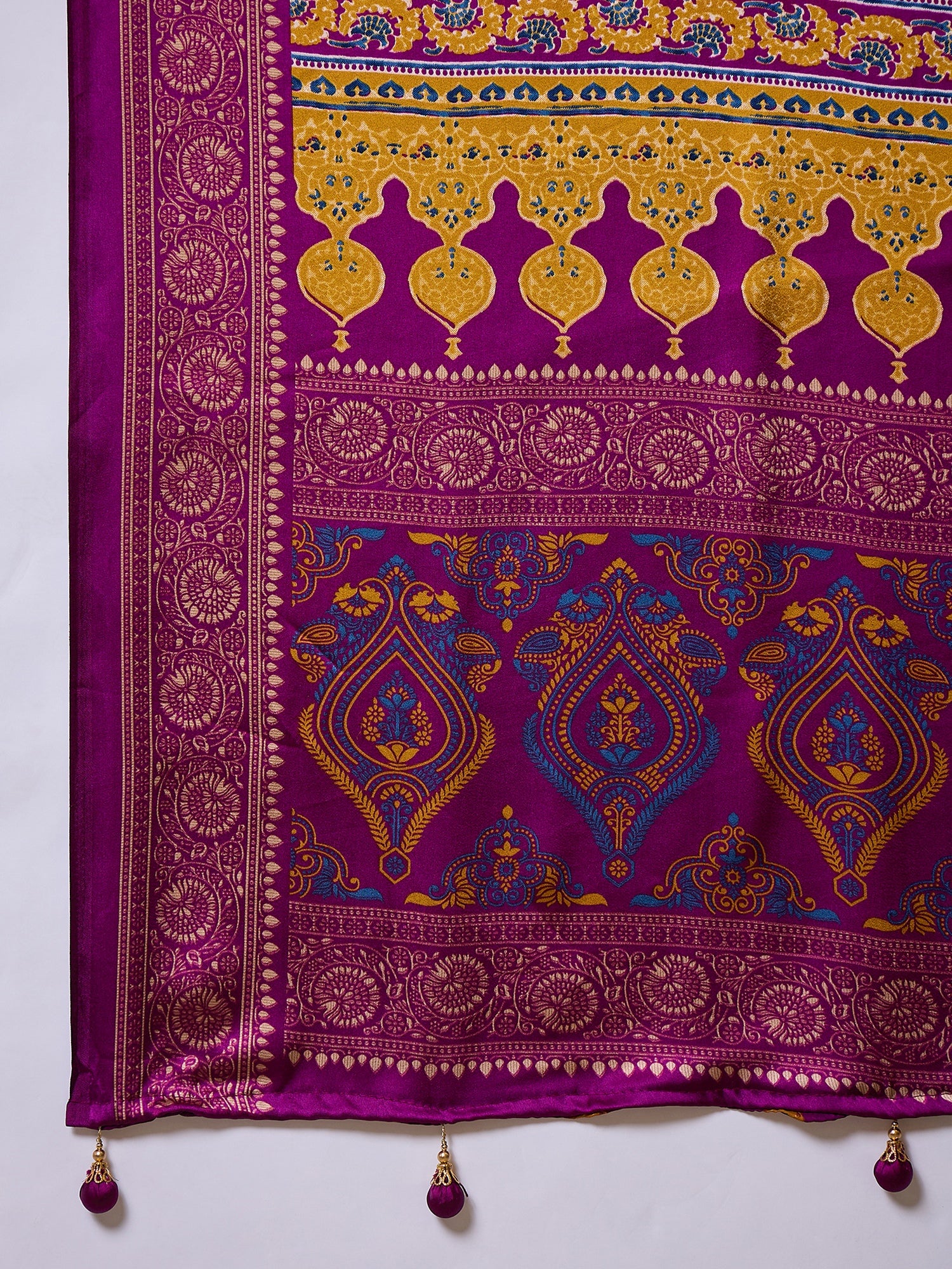 Attractive Function Wear Silk Print Designer Fancy Saree  With Unstitched Blouse Piece