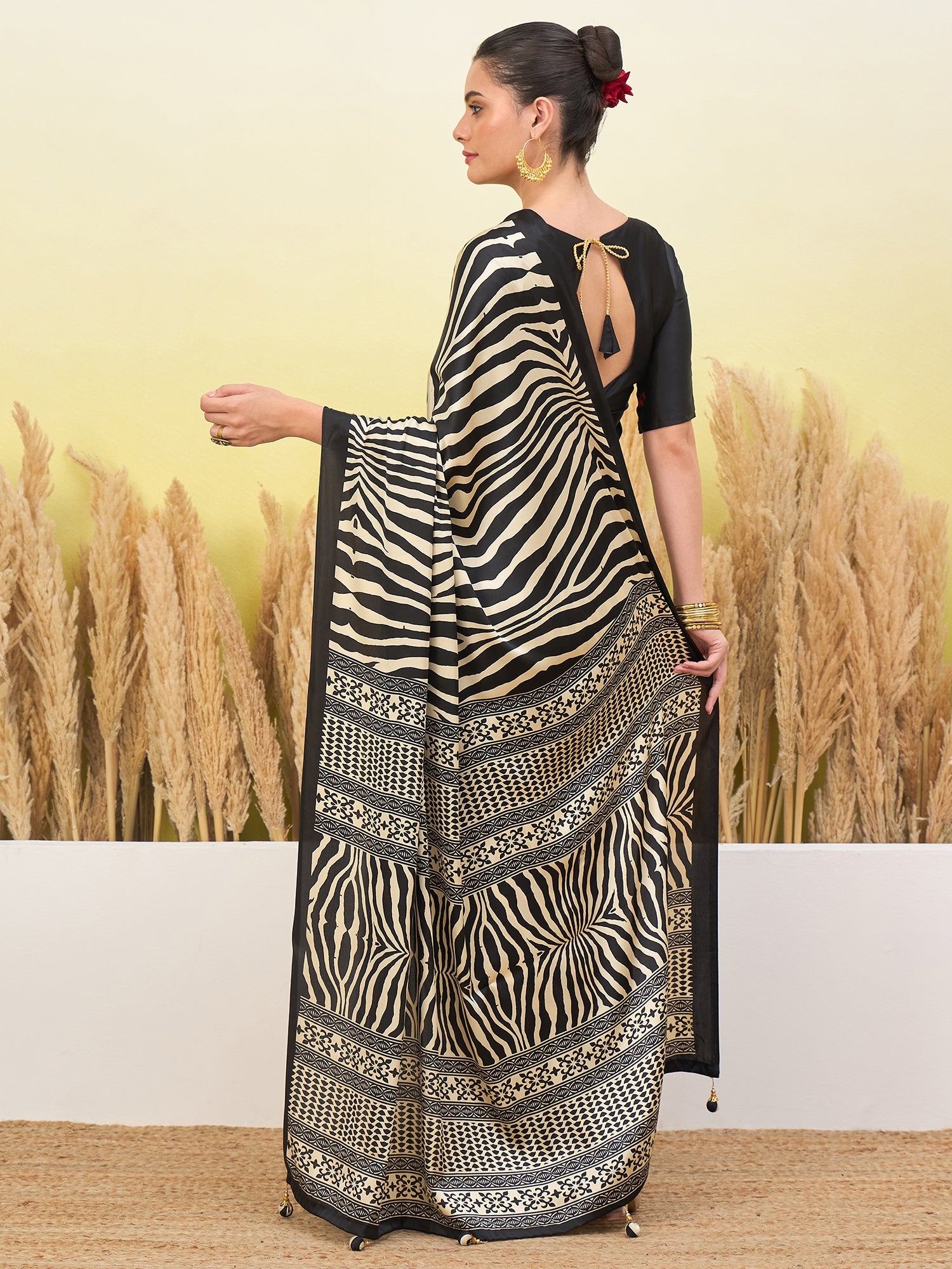 Magnetic Function Wear Pure Satin Silk Print Design Fancy Saree With Unstitched Blouse Piece