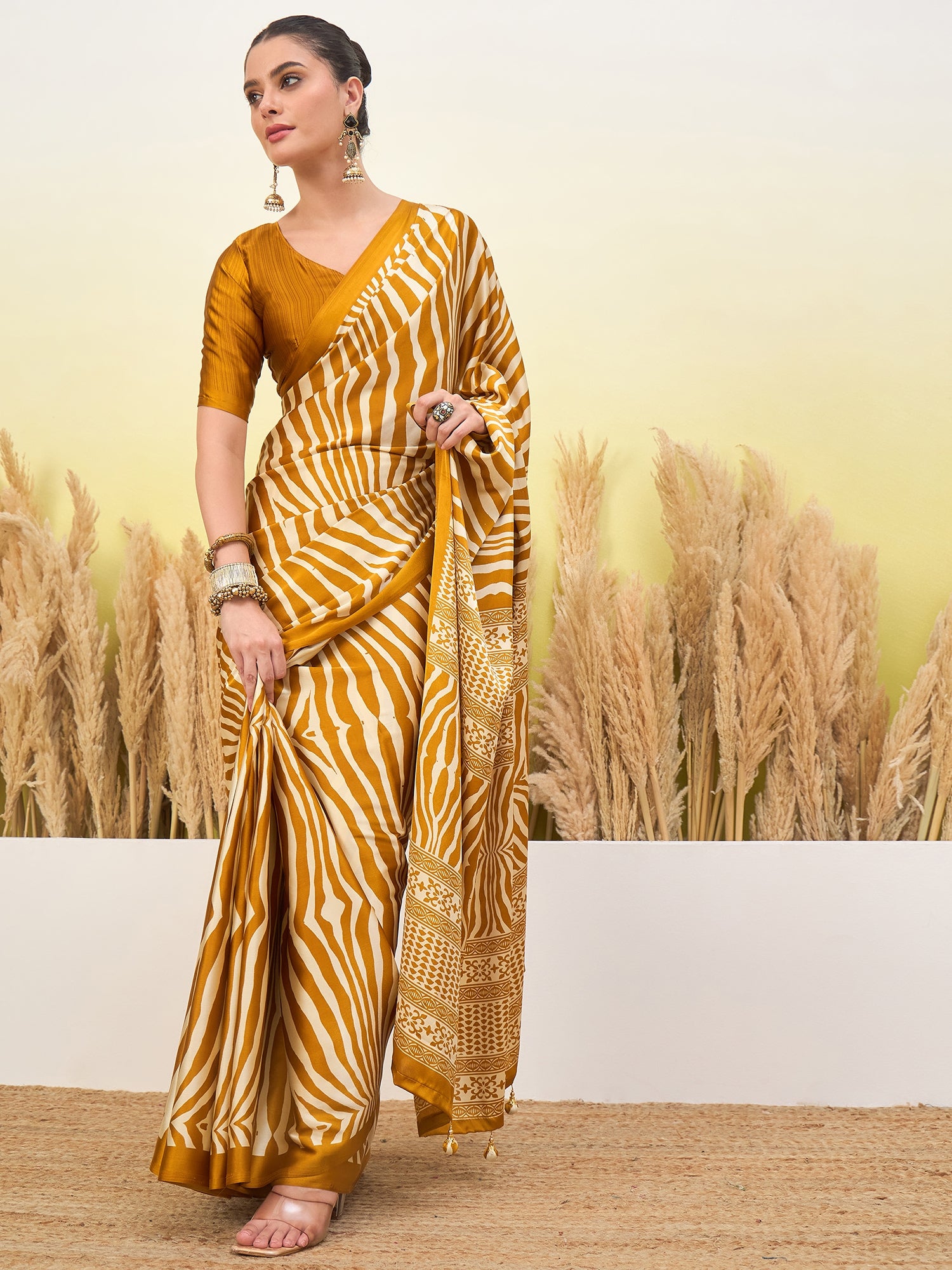 Magnetic Function Wear Pure Satin Silk Print Design Fancy Saree With Unstitched Blouse Piece