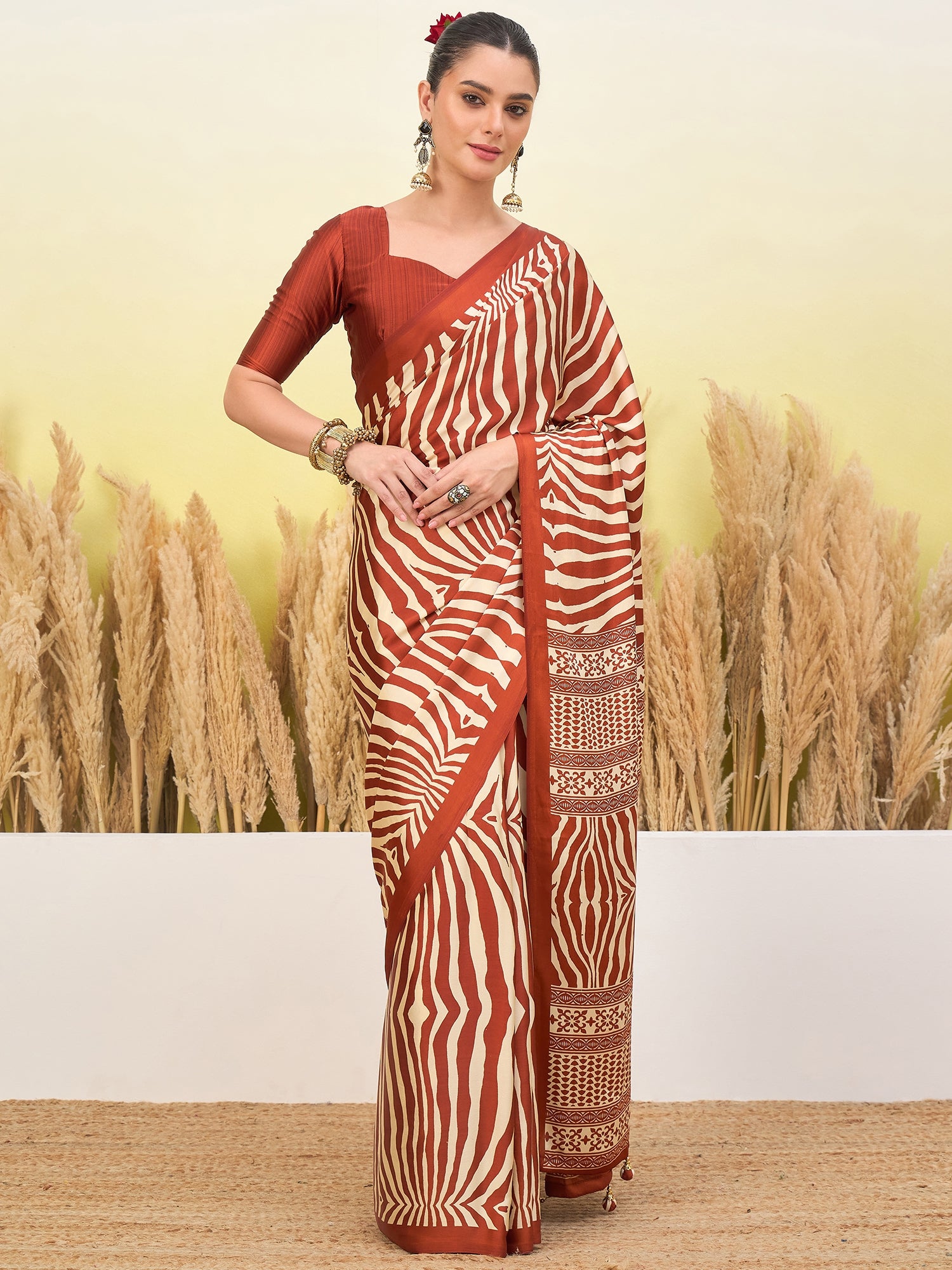 Magnetic Function Wear Pure Satin Silk Print Design Fancy Saree With Unstitched Blouse Piece