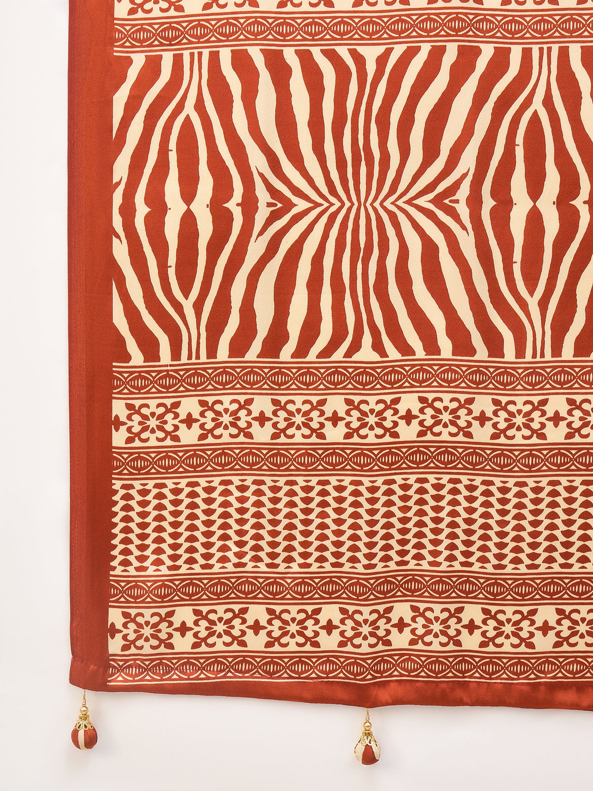 Magnetic Function Wear Pure Satin Silk Print Design Fancy Saree With Unstitched Blouse Piece