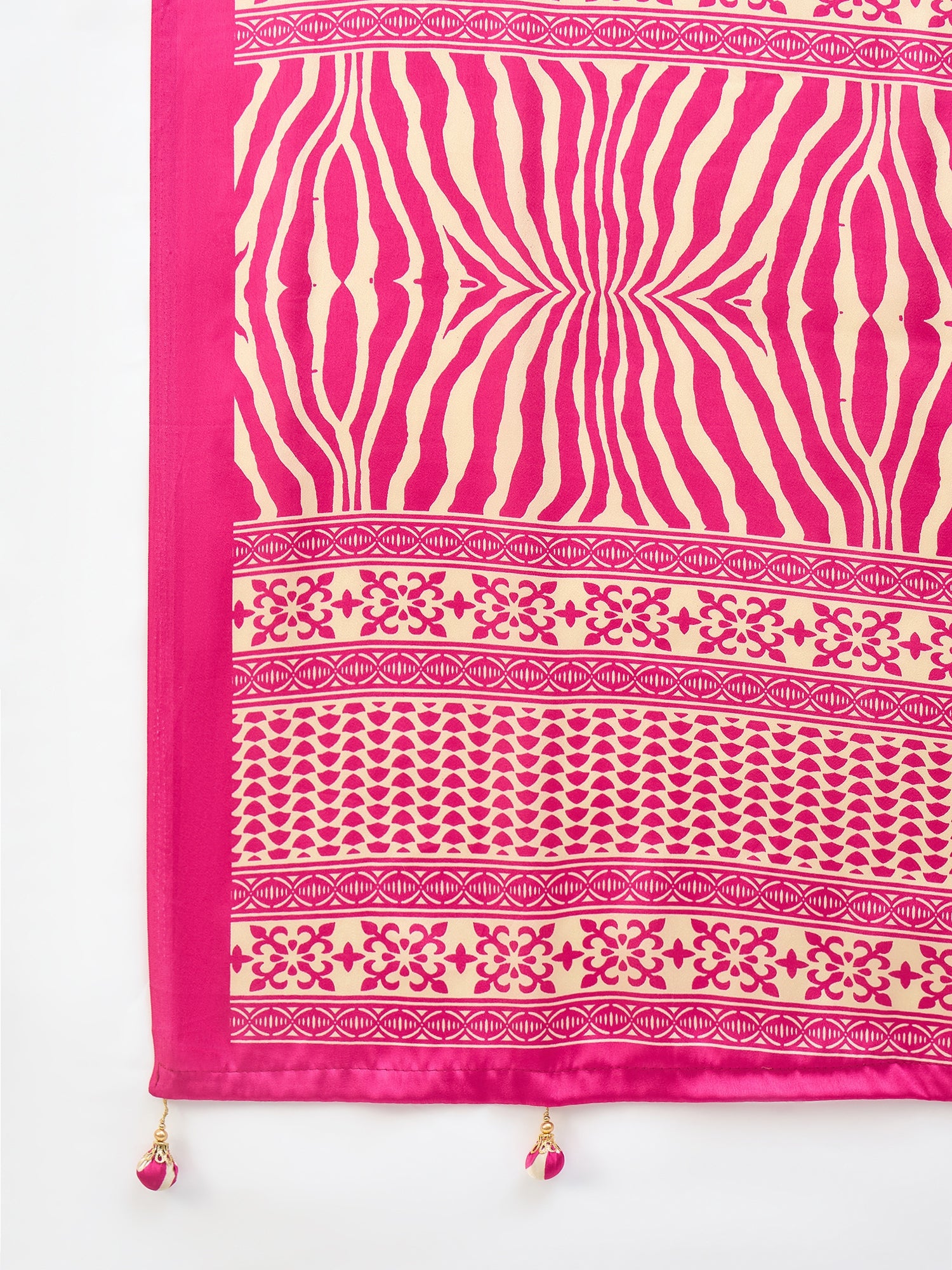 Magnetic Function Wear Pure Satin Silk Print Design Fancy Saree With Unstitched Blouse Piece