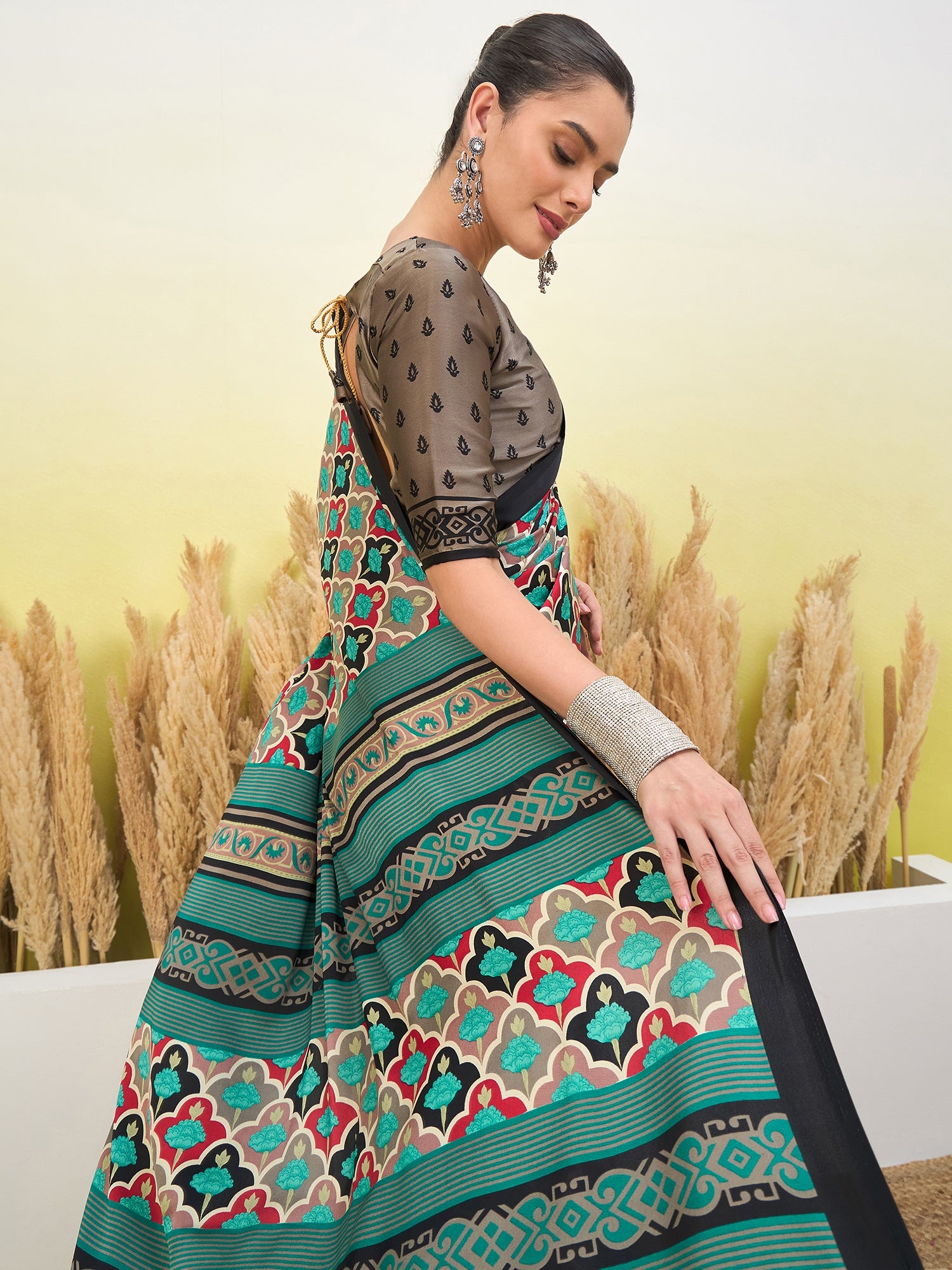 Blossom Party Wear Silk Flower Print Design Fancy Saree With Elegant Blouse Piece