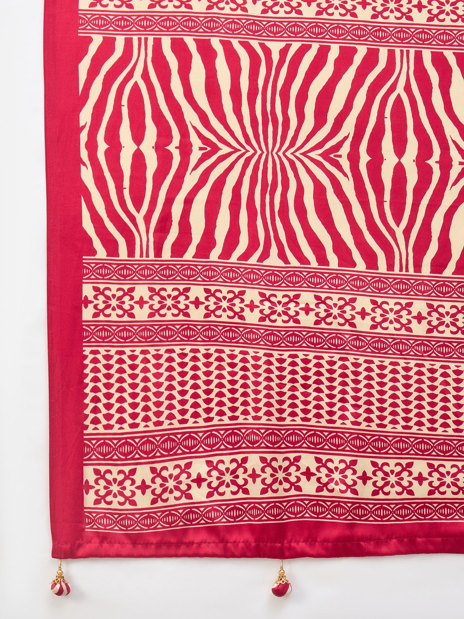 Magnetic Function Wear Pure Satin Silk Print Design Fancy Saree With Unstitched Blouse Piece