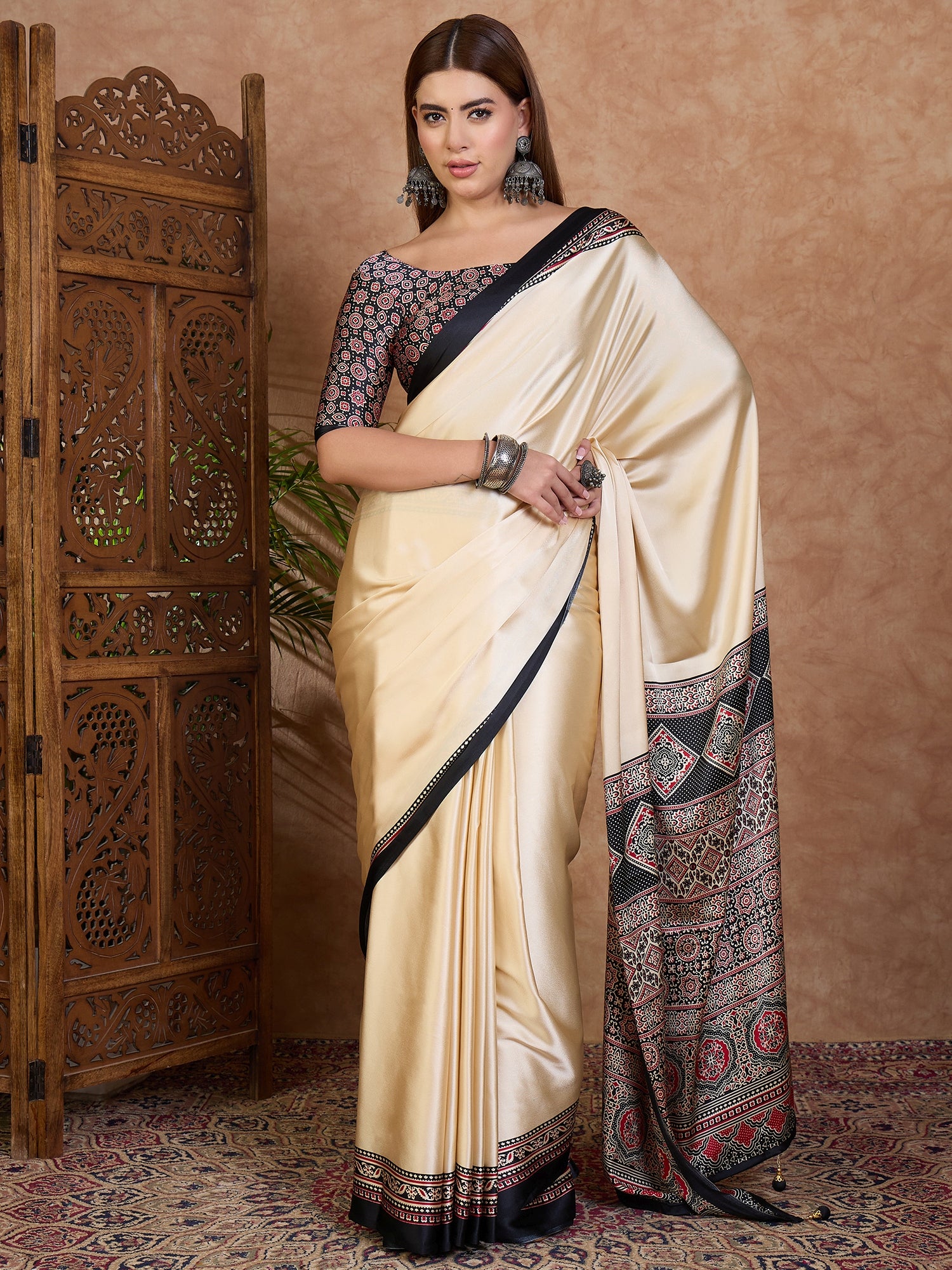 Desirable Function Wear Satin Silk Print Design Rich Pallu Fancy Saree With Unstitched Blouse Piece