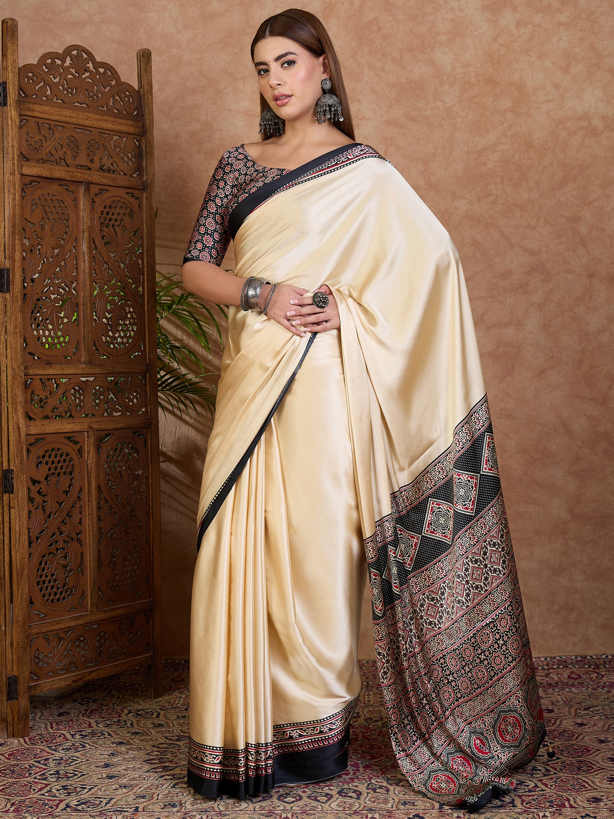 Desirable Function Wear Satin Silk Print Design Rich Pallu Fancy Saree With Unstitched Blouse Piece