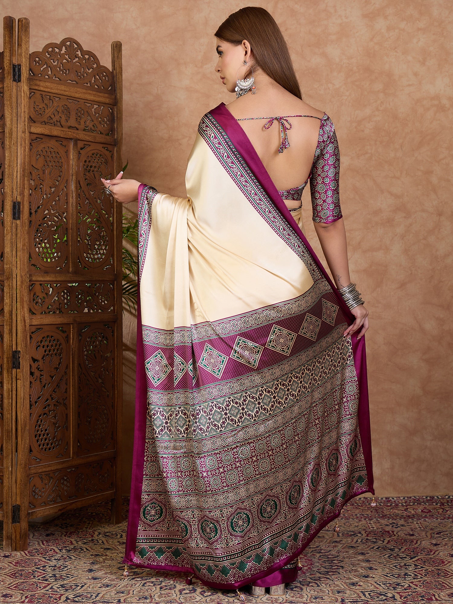 Desirable Function Wear Satin Silk Print Design Rich Pallu Fancy Saree With Unstitched Blouse Piece