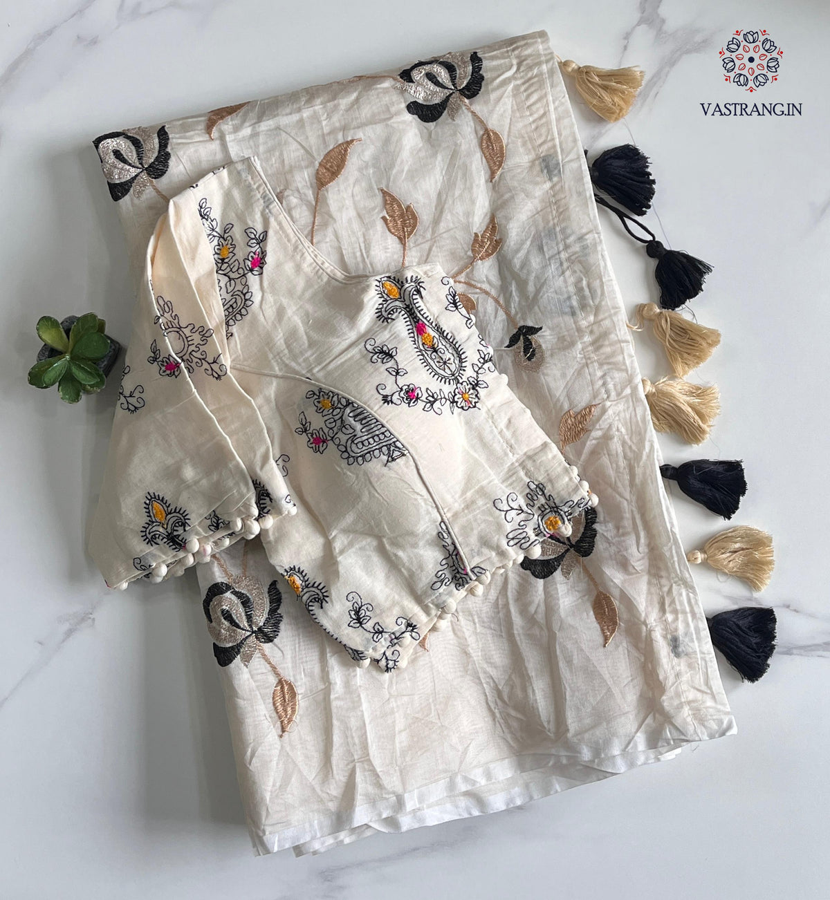 New Chanderi Cotton Heavy Embroidery n Tussels Work Fancy Designer Wedding Wear Saree With Stitched Blouse