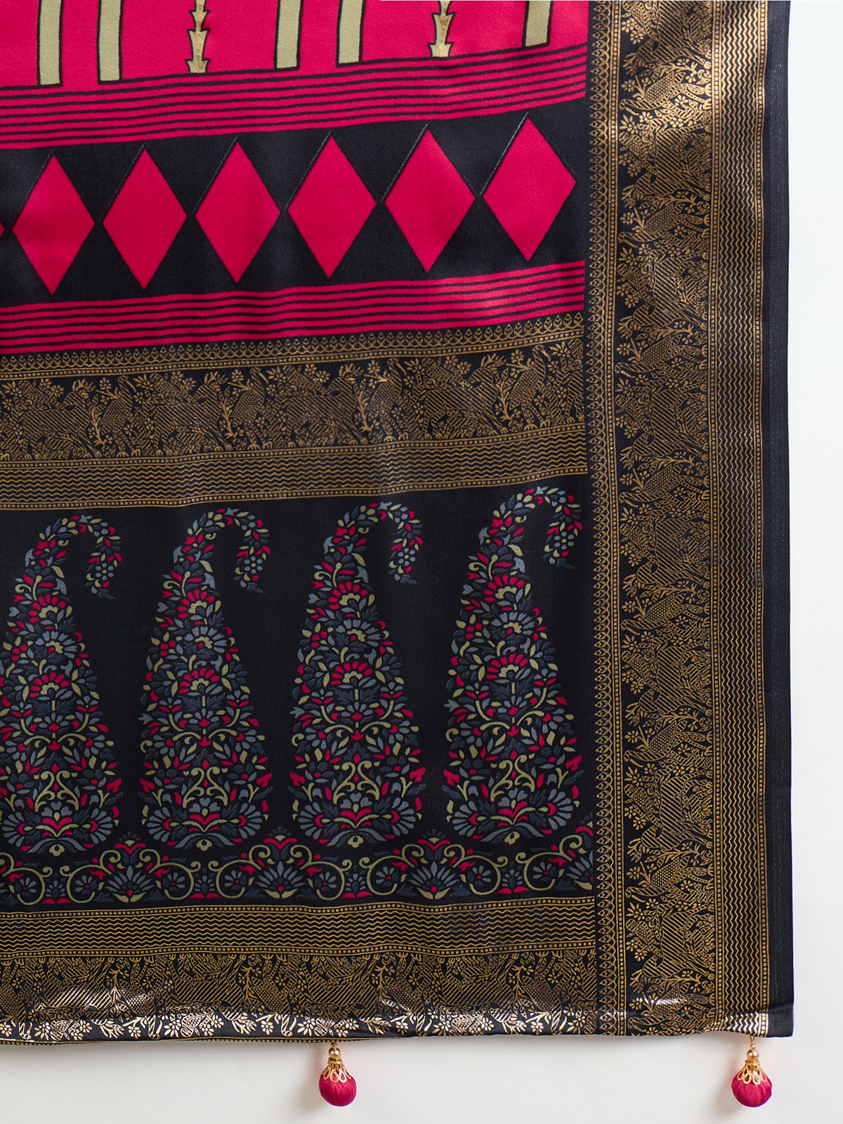 Divine Wedding Wear Silk Jacquard Border Rich Pallu Designer Saree With Unstitched Blouse Piece