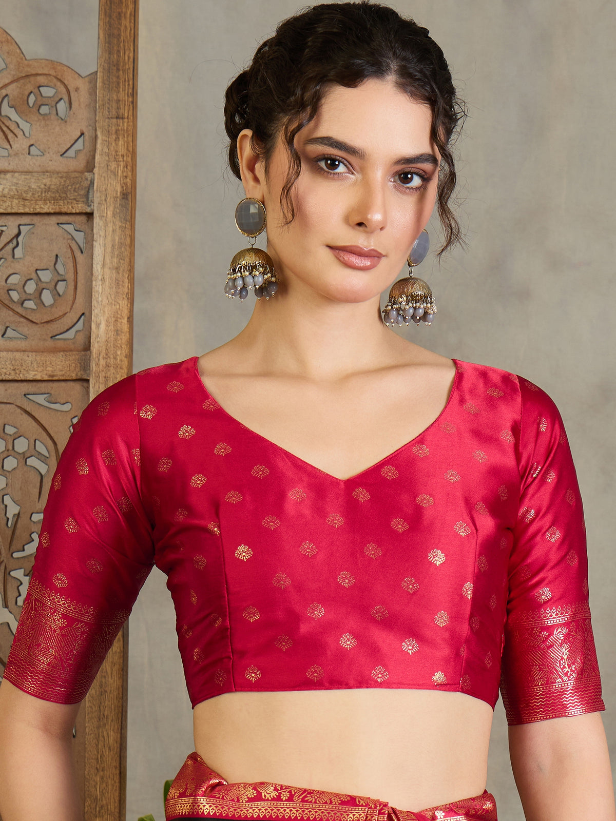 Divine Wedding Wear Silk Jacquard Border Rich Pallu Designer Saree With Unstitched Blouse Piece