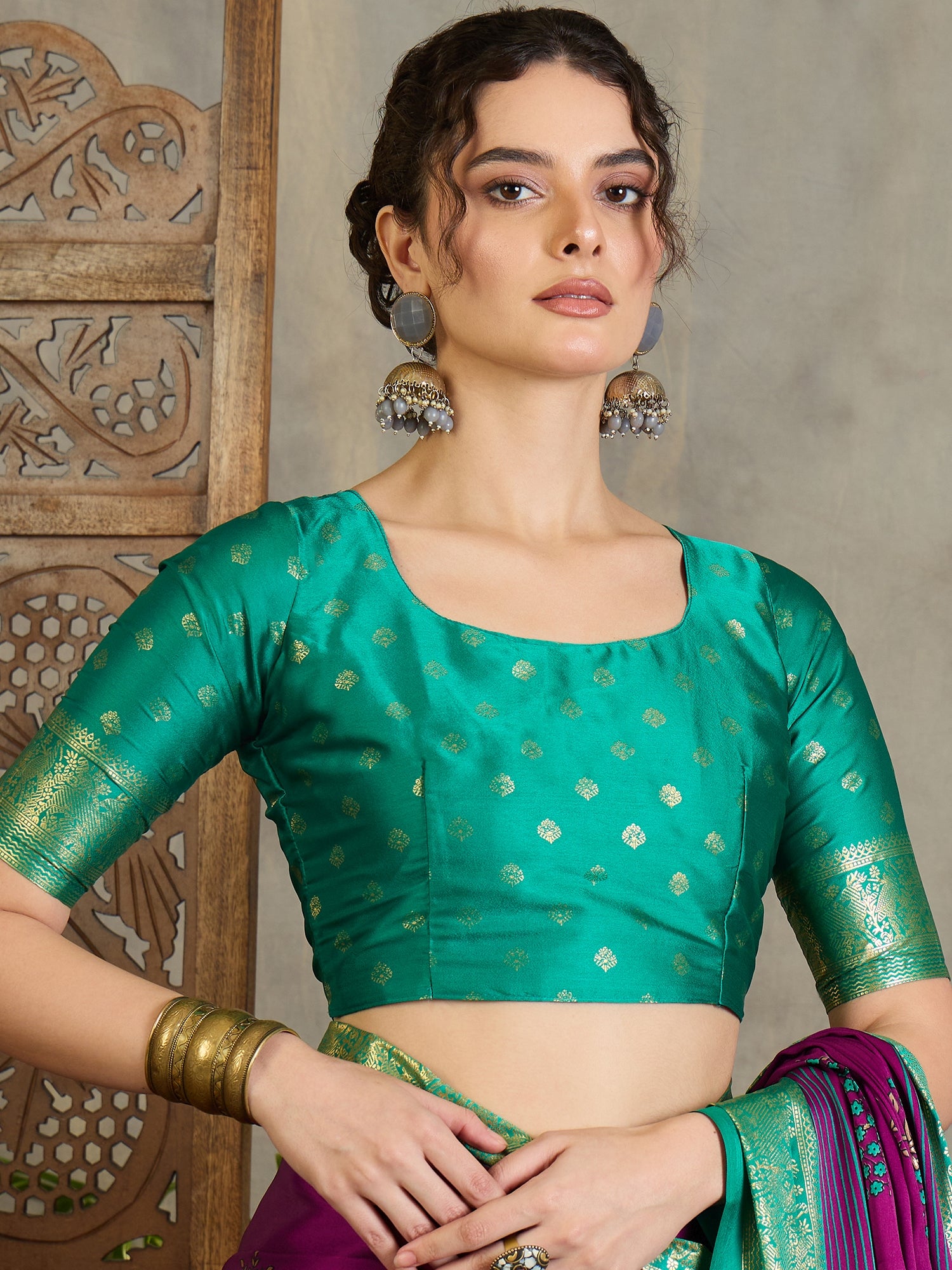 Divine Wedding Wear Silk Jacquard Border Rich Pallu Designer Saree With Unstitched Blouse Piece
