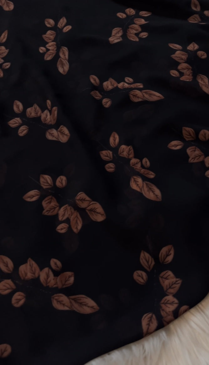 Glamorous Party Wear Pure Soft Chiffon Floral Print Design Saree With Contrast Blouse Piece