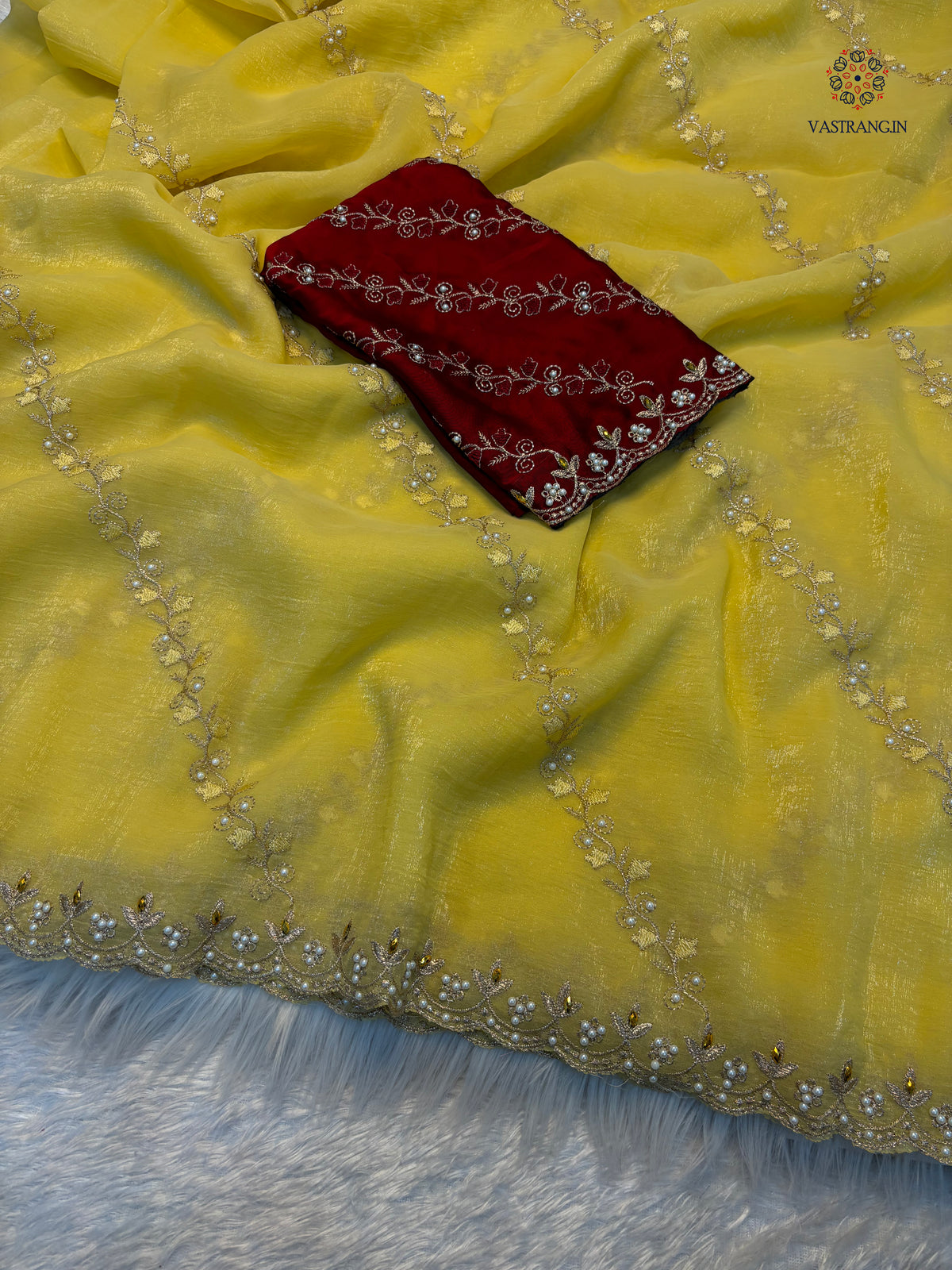 Marvellous Wedding Wear Pure Crunchy Silk Embroidery Work Fancy Desginer Saree With Blouse