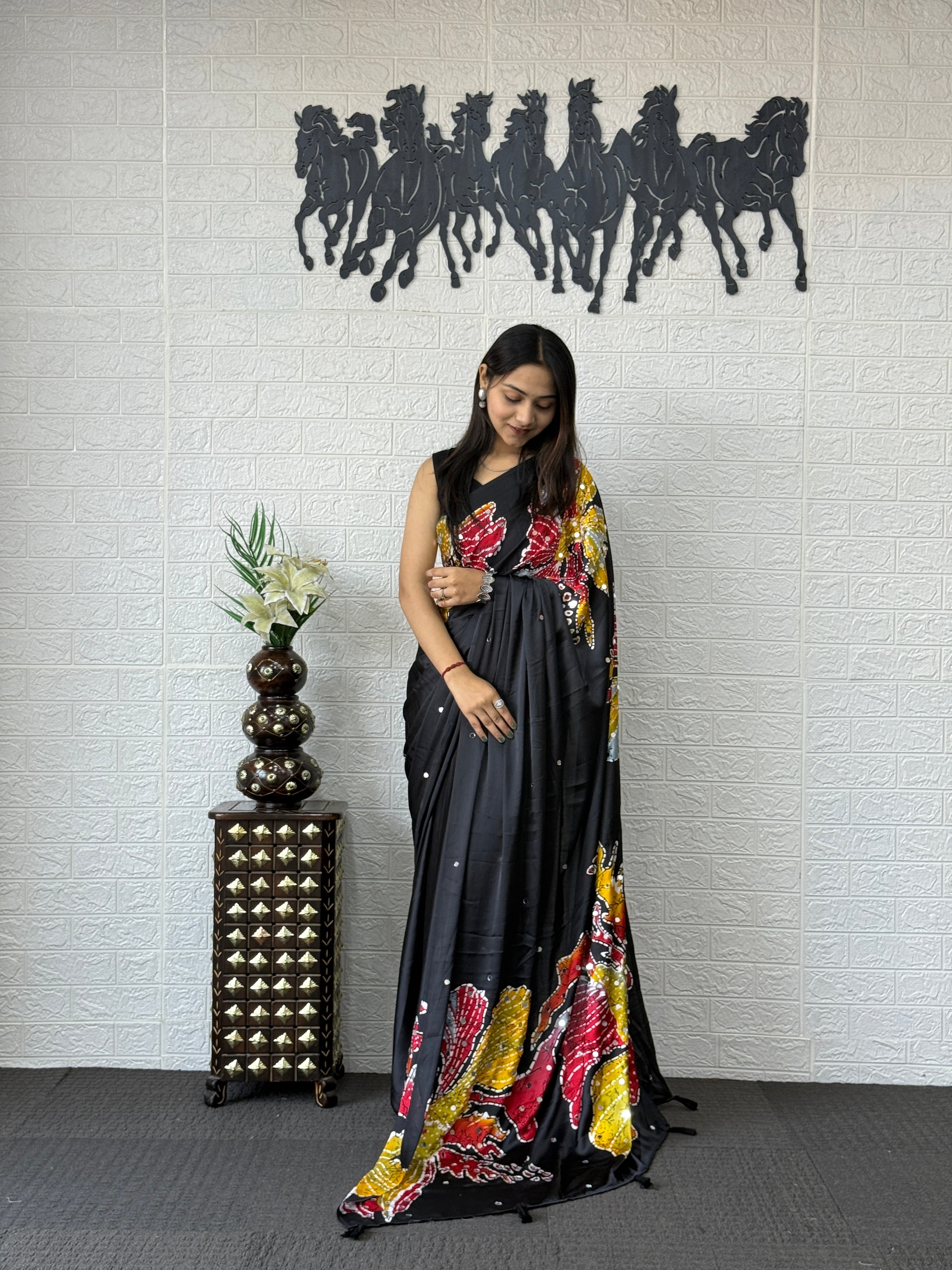 Magnetic Party Wear Pure Silk Mirror Work Designer Saree With Blouse Piece