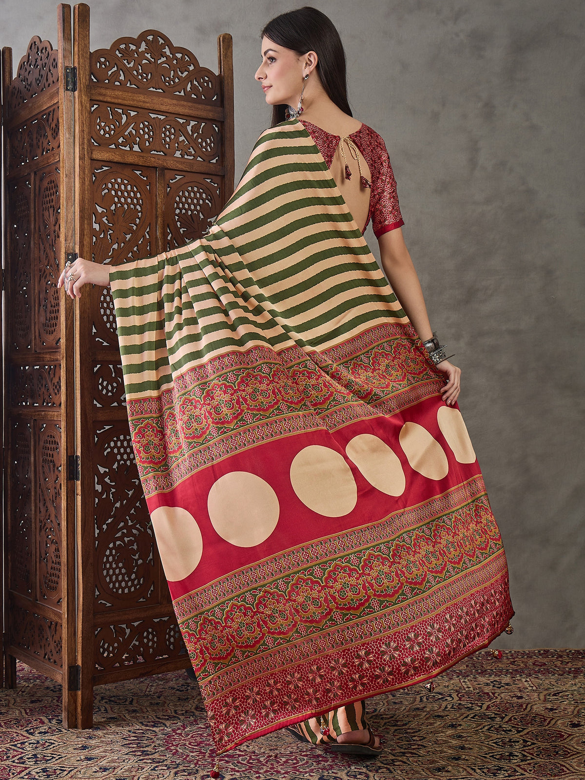 Gratifying Festive Wear Silk Print Design Rich Pallu Fancy Saree With Unstitched Blouse Piece
