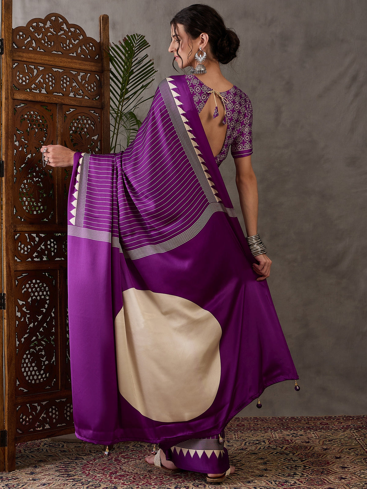 Charming Function Wear Silk Print Design Fancy Saree With Unstitched Blouse Piece