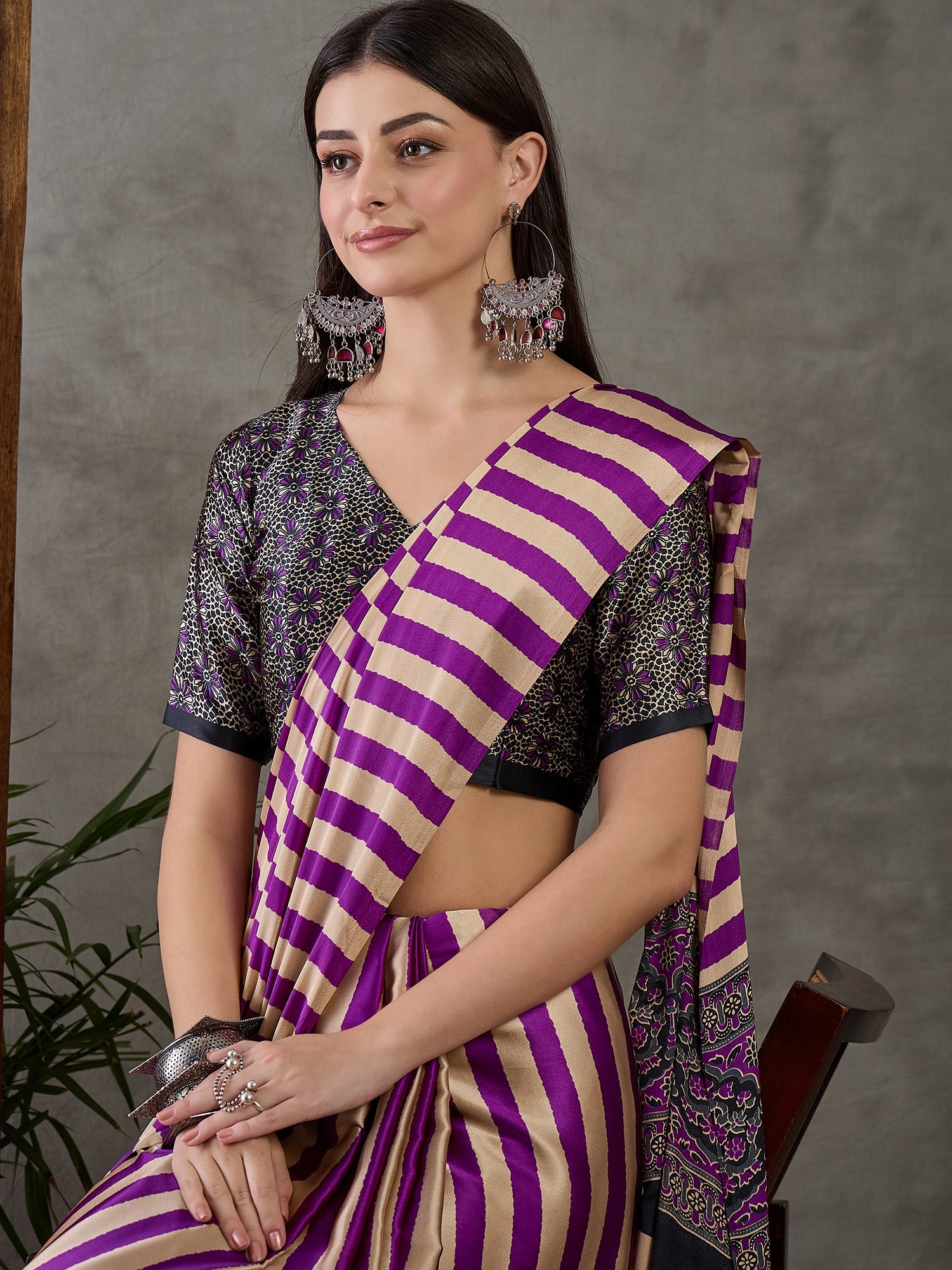 Gratifying Festive Wear Silk Print Design Rich Pallu Fancy Saree With Unstitched Blouse Piece