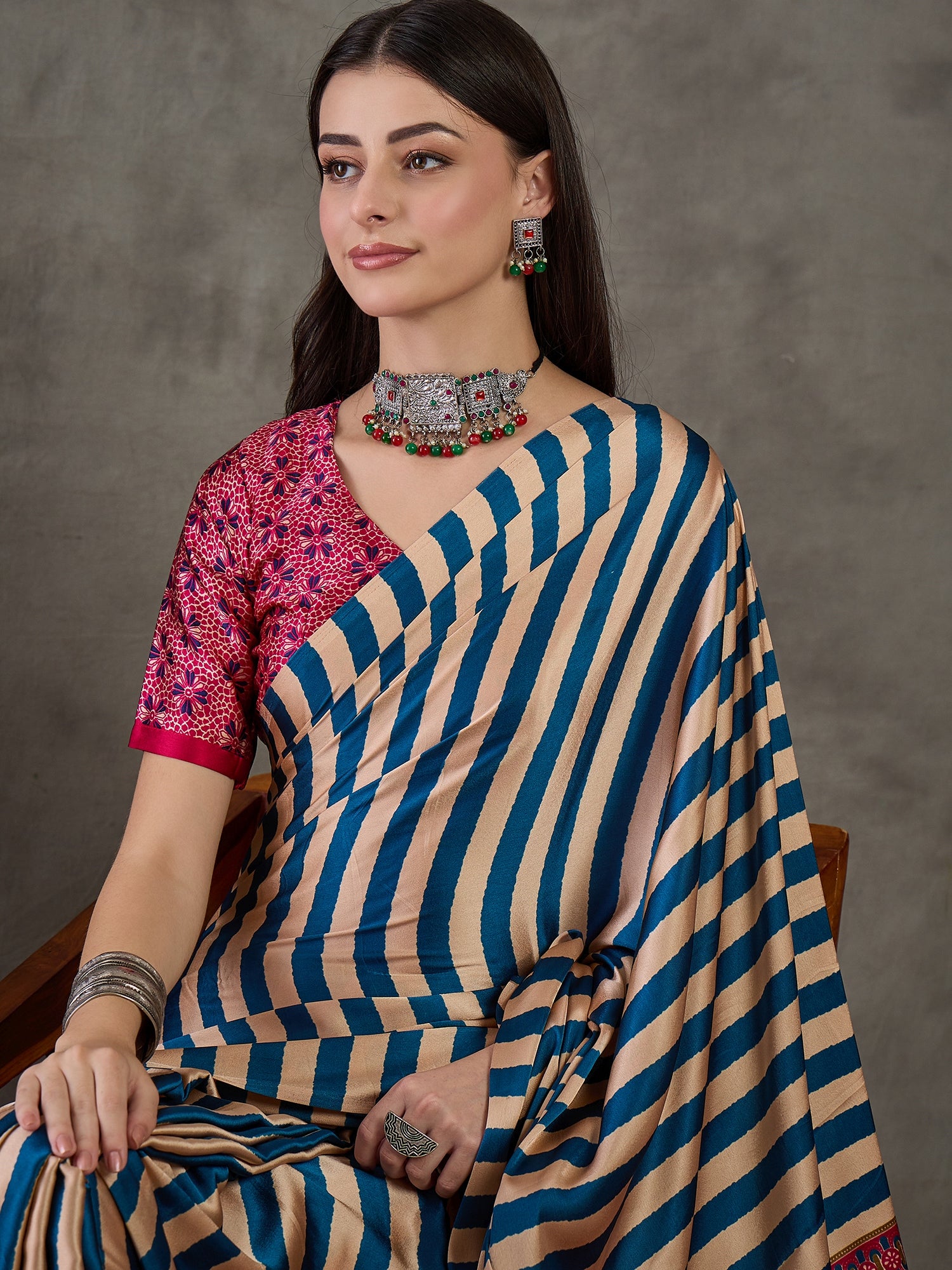 Gratifying Festive Wear Silk Print Design Rich Pallu Fancy Saree With Unstitched Blouse Piece