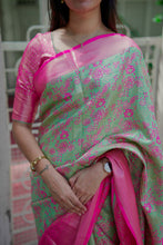 Load image into Gallery viewer, Rhapsodic Function Wear Jacquard Zari Weaving Work Kanchipuram Silk Saree With Ephemeral Blouse Piece
