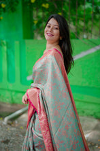 Load image into Gallery viewer, Rhapsodic Function Wear Jacquard Zari Weaving Work Kanchipuram Silk Saree With Ephemeral Blouse Piece
