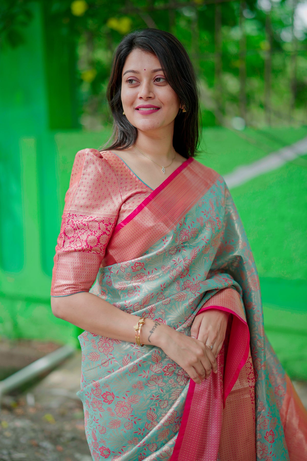 Rhapsodic Function Wear Jacquard Zari Weaving Work Kanchipuram Silk Saree With Ephemeral Blouse Piece