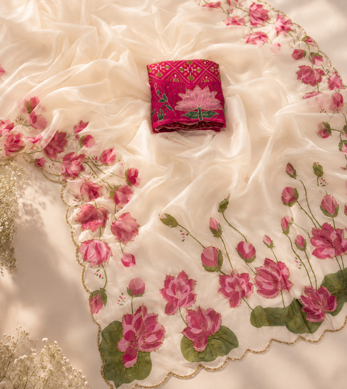 Glamorous Wedding Wear Pure Soft Silk Floral Prints n Handwork Designer Saree With Contrast Blouse Piece
