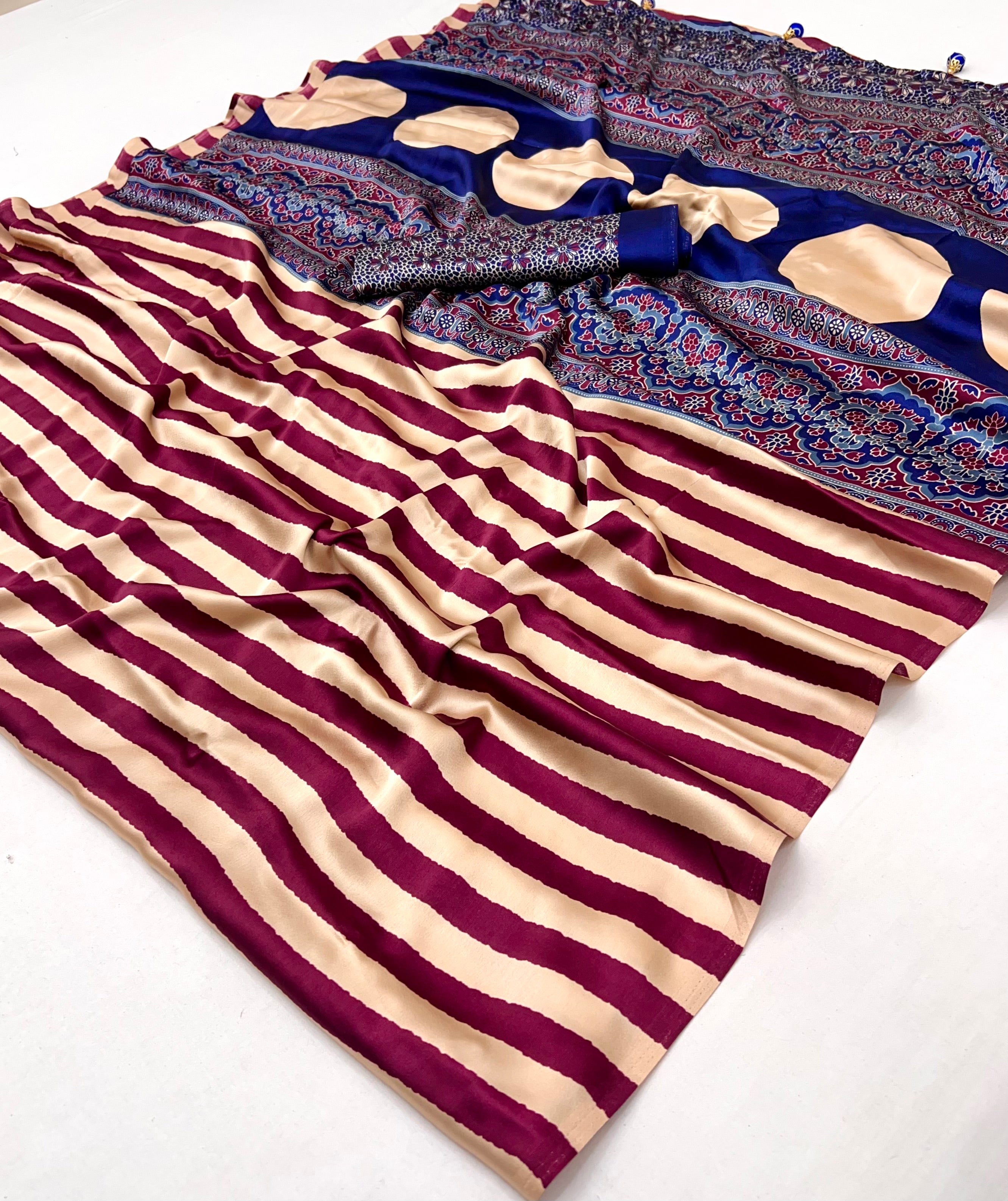 Gratifying Festive Wear Silk Print Design Rich Pallu Fancy Saree With Unstitched Blouse Piece