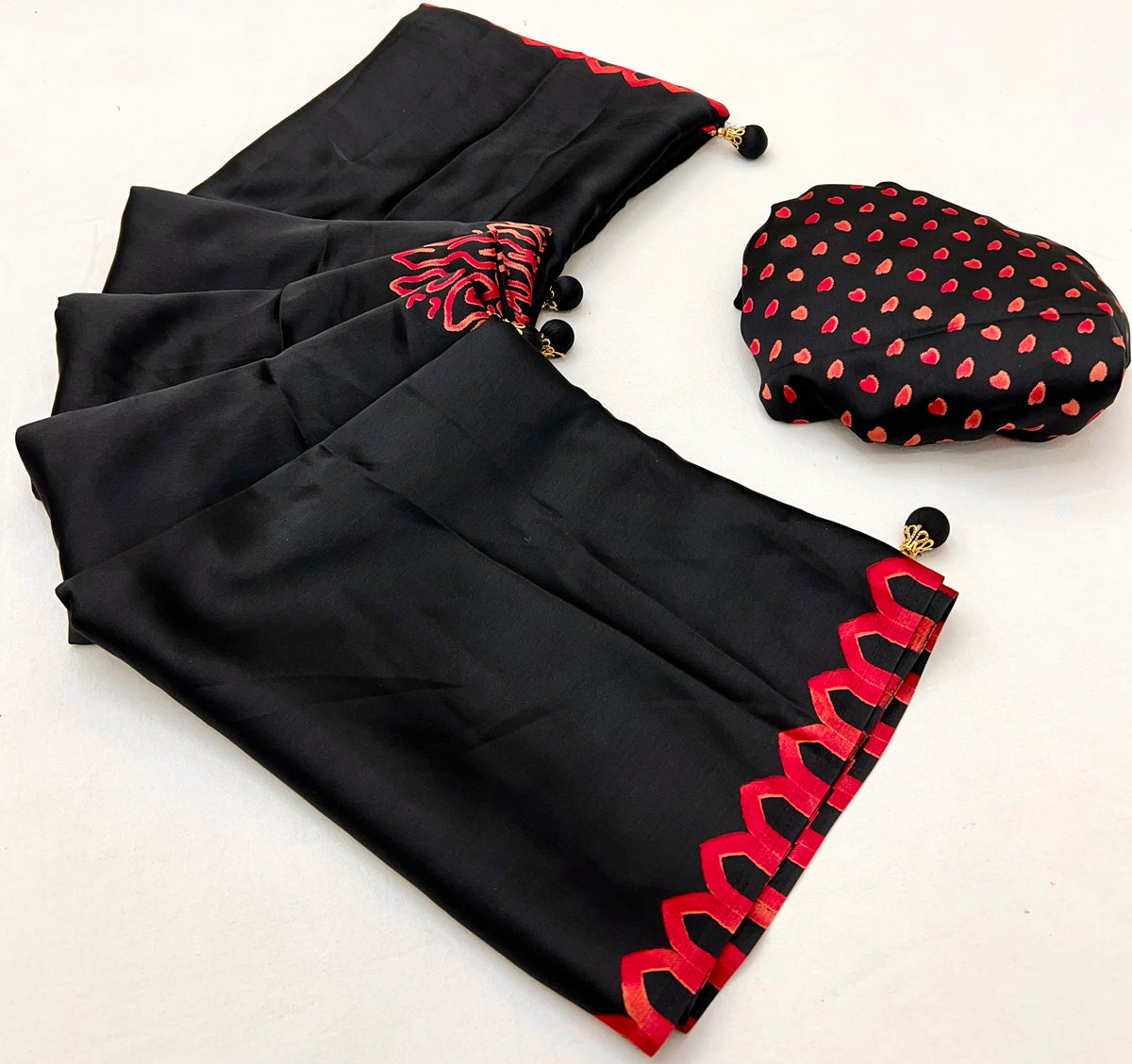 Whimsical Party Wear Silk Print Design Fancy Saree With Unstitched Blouse Piece