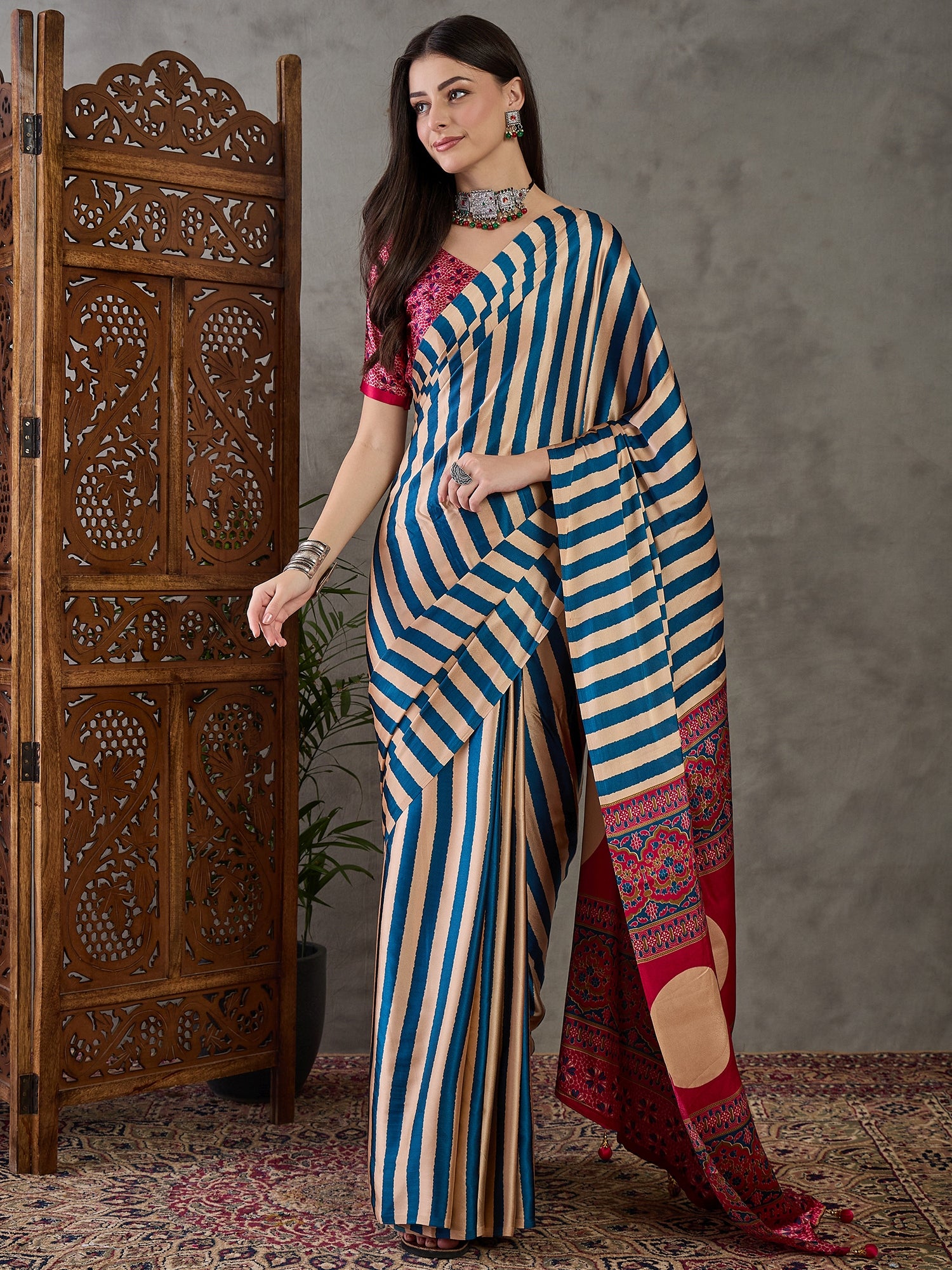 Gratifying Festive Wear Silk Print Design Rich Pallu Fancy Saree With Unstitched Blouse Piece