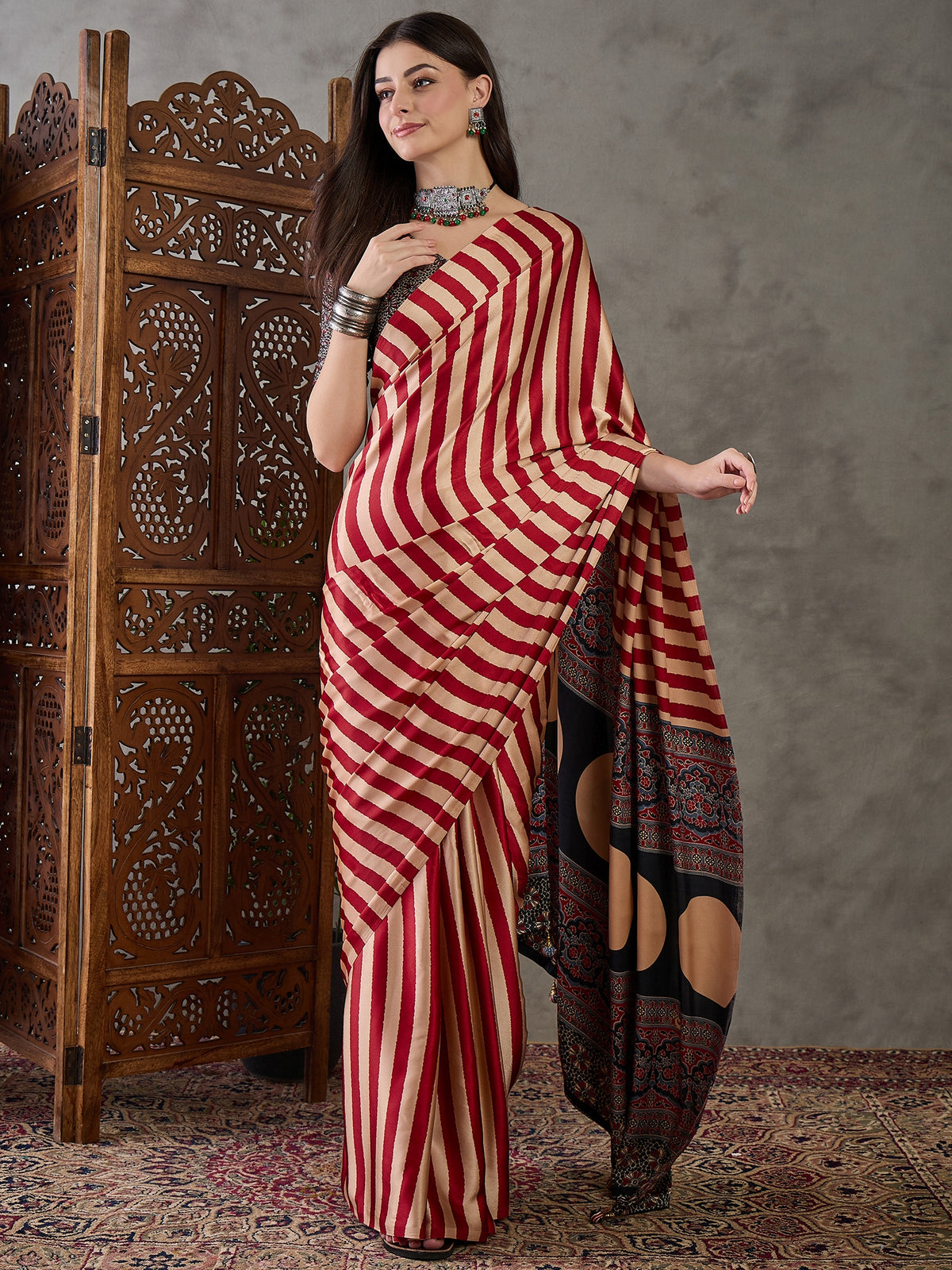 Gratifying Festive Wear Silk Print Design Rich Pallu Fancy Saree With Unstitched Blouse Piece