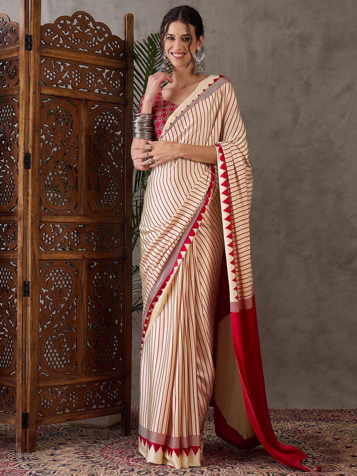 Charming Function Wear Silk Print Design Fancy Saree With Unstitched Blouse Piece