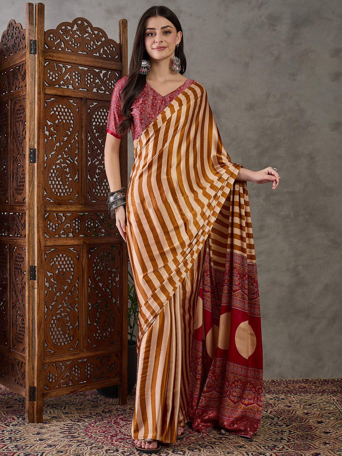 Gratifying Festive Wear Silk Print Design Rich Pallu Fancy Saree With Unstitched Blouse Piece