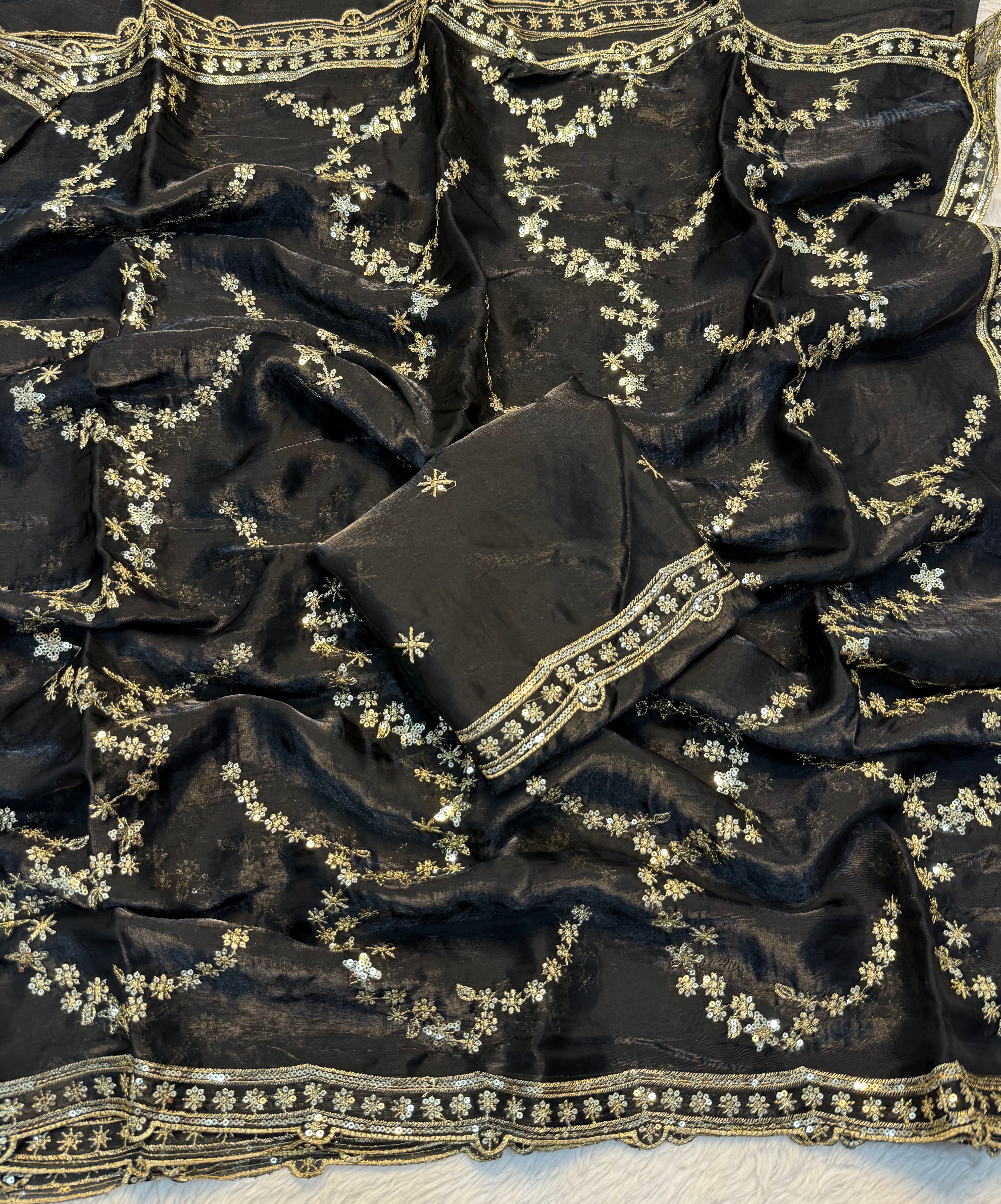 Marvellous Function Wear Silk Handwork Fancy Designer Saree With Elegant Blouse Piece
