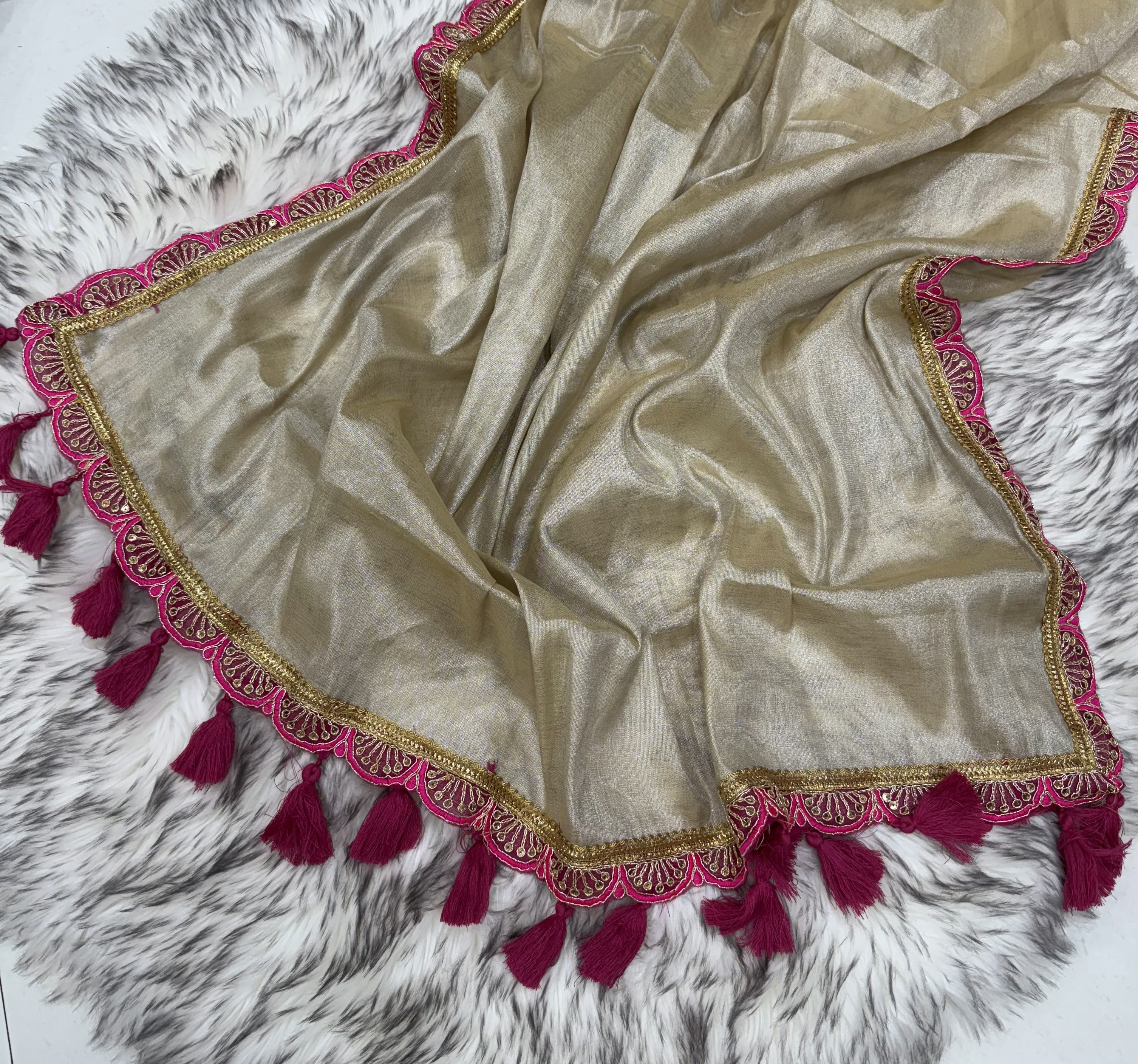 New Festive wear Tissue Silk Cut Work Lace Border Fancy Designer Saree With Blouse Piece