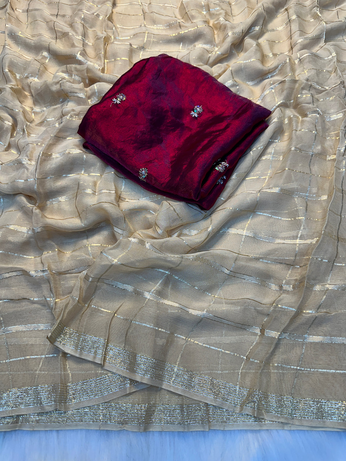 Charming Party Wear Viscose Silk Zari Work Fancy Designer Saree With Contrast Blouse Piece