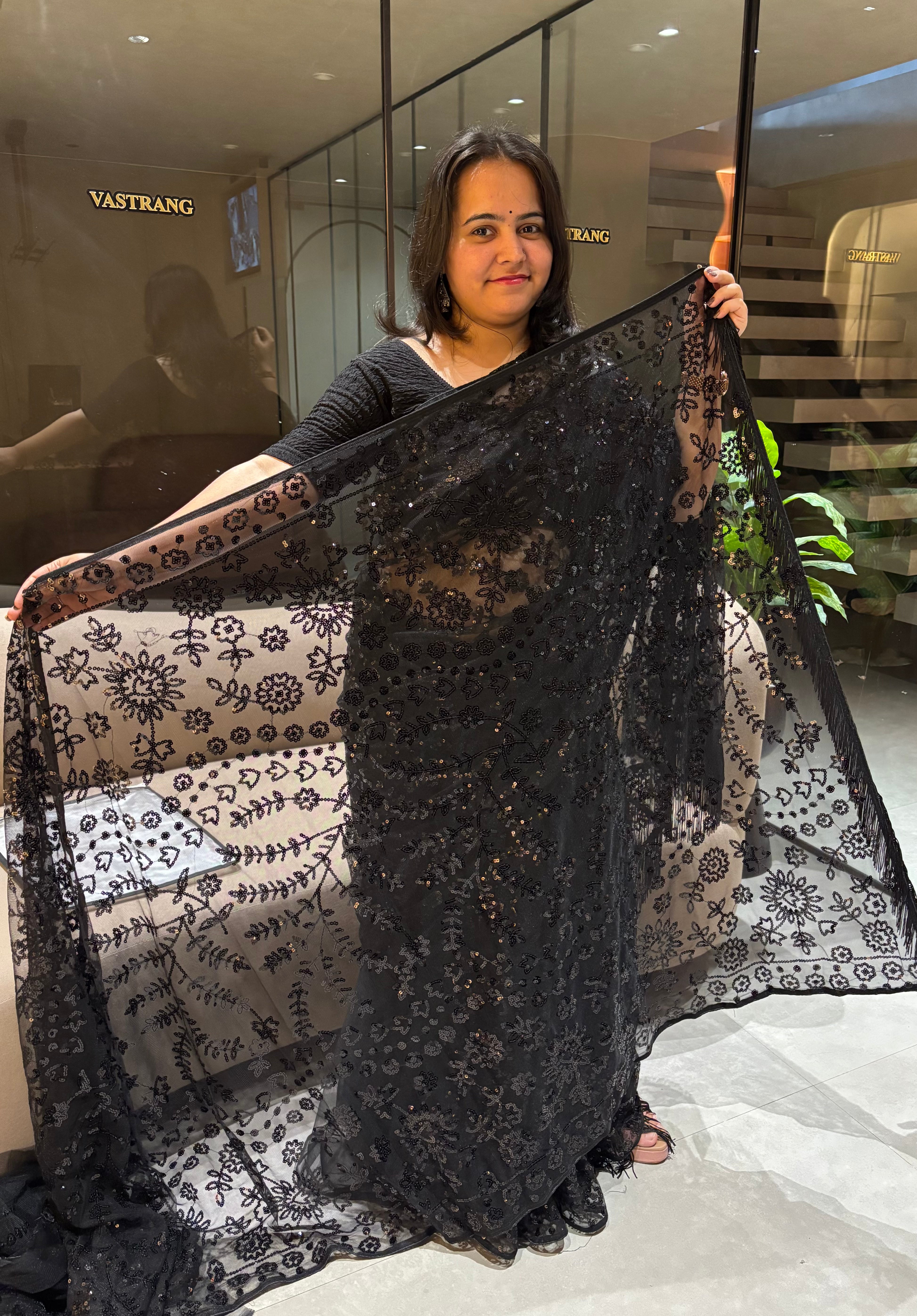 Splendorous Festive Wear Net Heavy Embroidery Work Fancy Saree With Blouse Piece