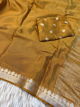 Load image into Gallery viewer, Confounding Pure Viscose Chinnon Zari Jacquard Weaving Work Saree With Glowing Blouse Piece

