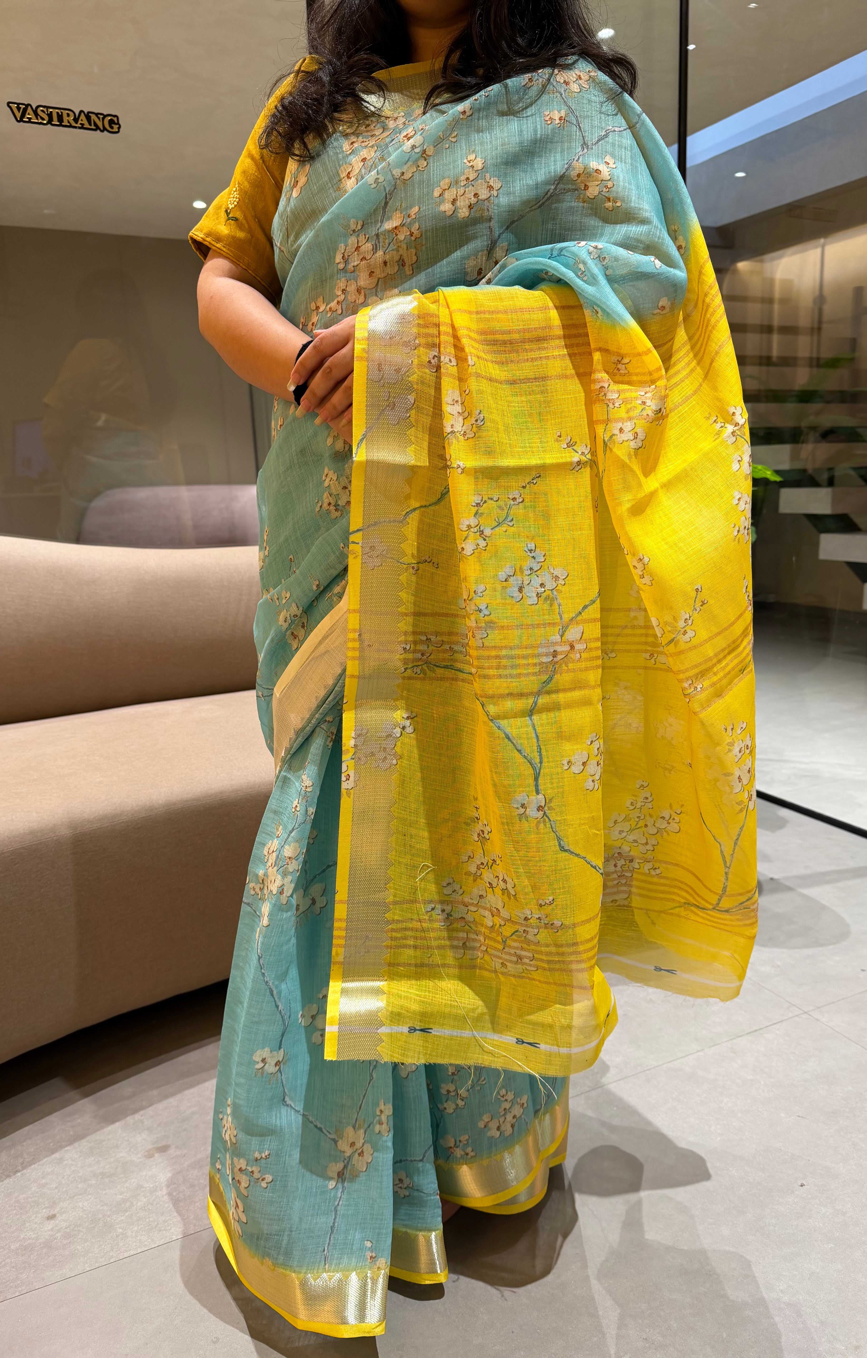 Traditional Function Wear Linen Cotton Print n Zari Border Fancy Saree With Blouse Piece