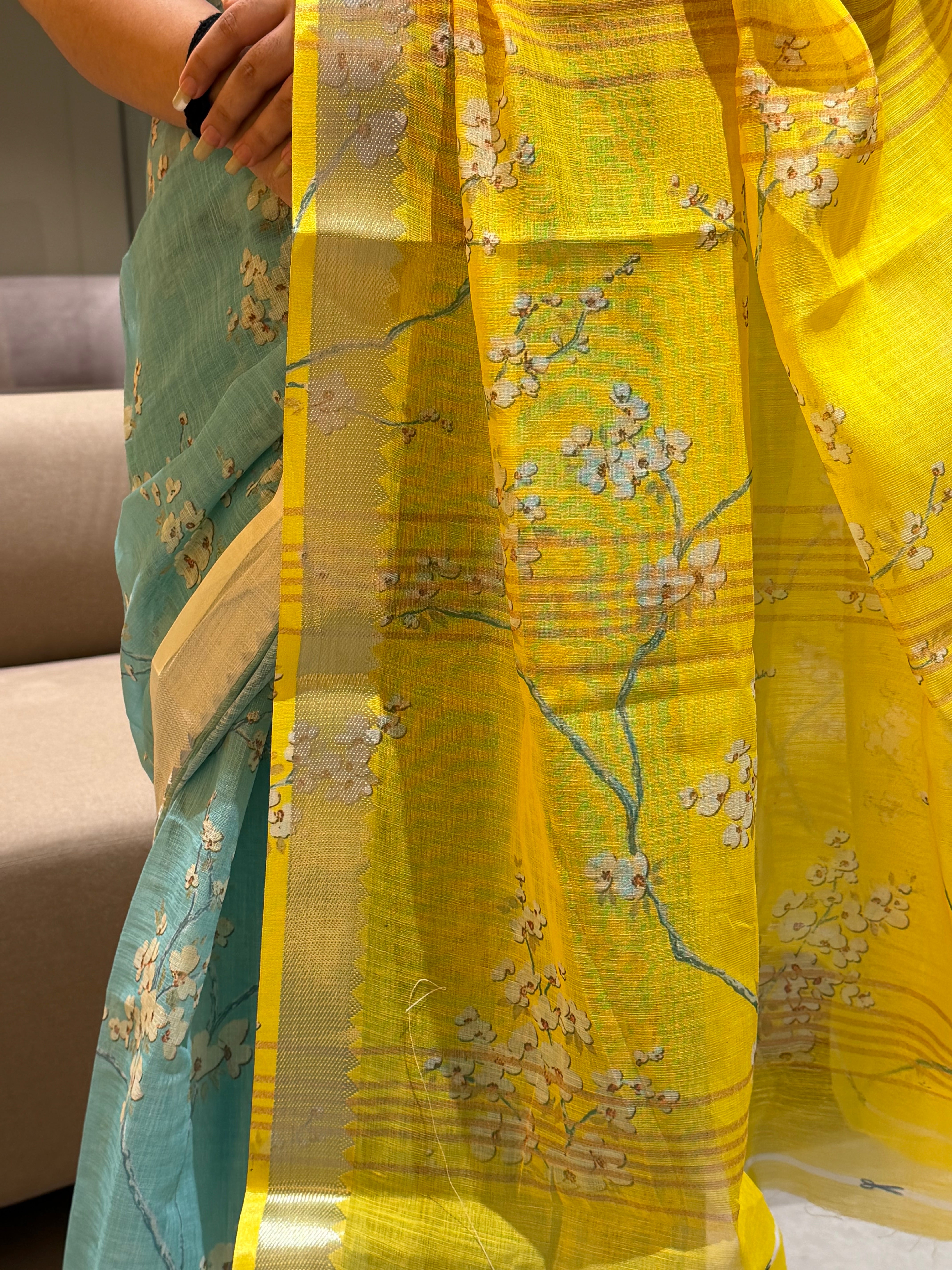 Traditional Function Wear Linen Cotton Print n Zari Border Fancy Saree With Blouse Piece