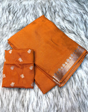 Load image into Gallery viewer, Confounding Pure Viscose Chinnon Zari Jacquard Weaving Work Saree With Glowing Blouse Piece
