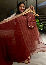 Load image into Gallery viewer, Captivating Festive Wear Viscose Georgette Jacquard Weaving Work Fancy Saree With Blouse Piece
