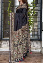 Load image into Gallery viewer, Entrancing Pure Mul Cotton Sequence  With Ajrakh Prined Fancy Designer Saree With Gratifying Blouse Piece
