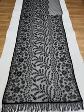 Load image into Gallery viewer, Splendorous Festive Wear Net Heavy Embroidery Work Fancy Saree With Blouse Piece
