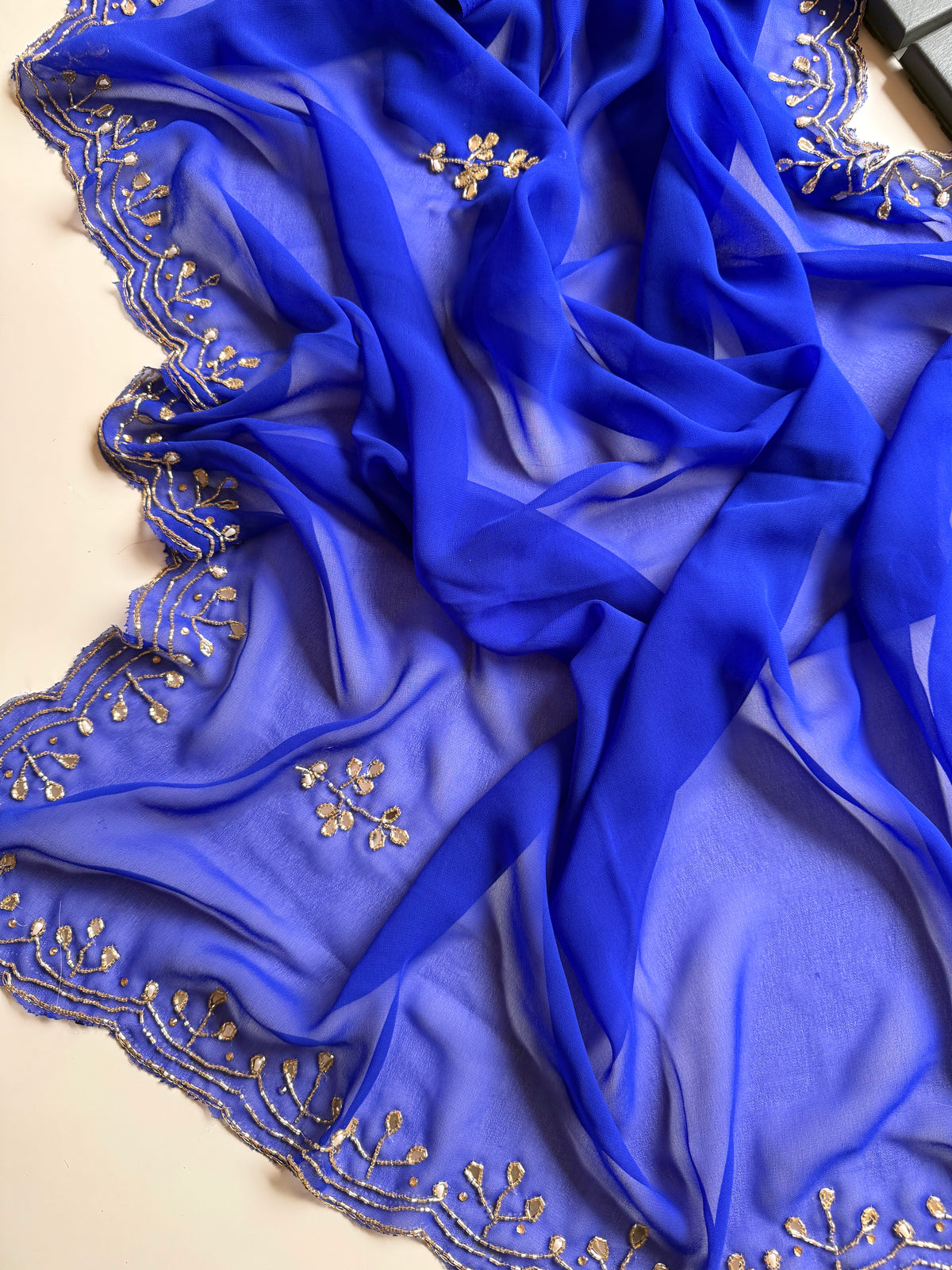 Dazzling Party Wear Georgette Mirror Handwork n Arco Border Designer Saree With Blouse Piece