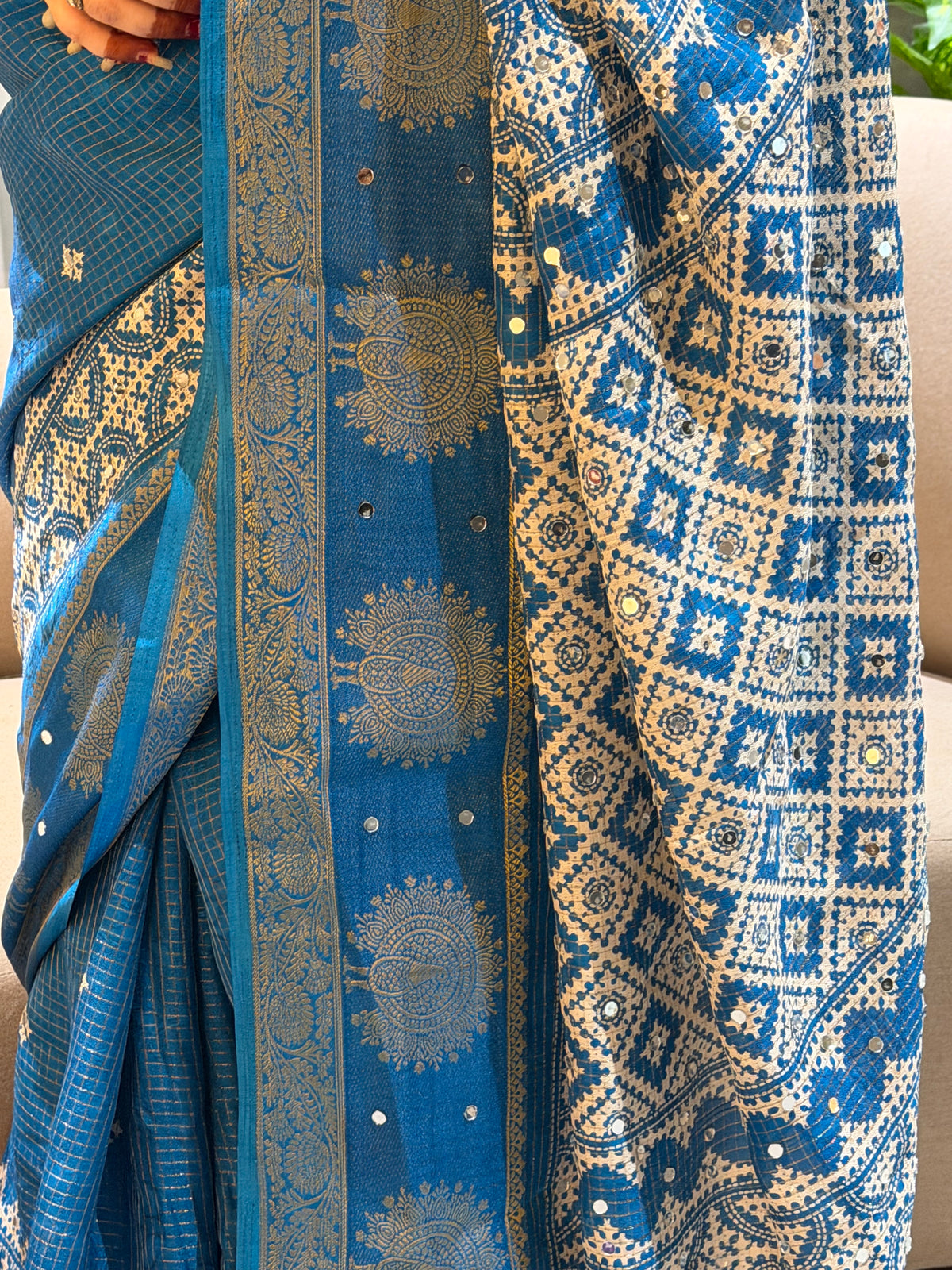 Divine Wedding Wear Silk Jacquard Border Mirror Work n Rich Pallu Designer Saree With Blouse Piece