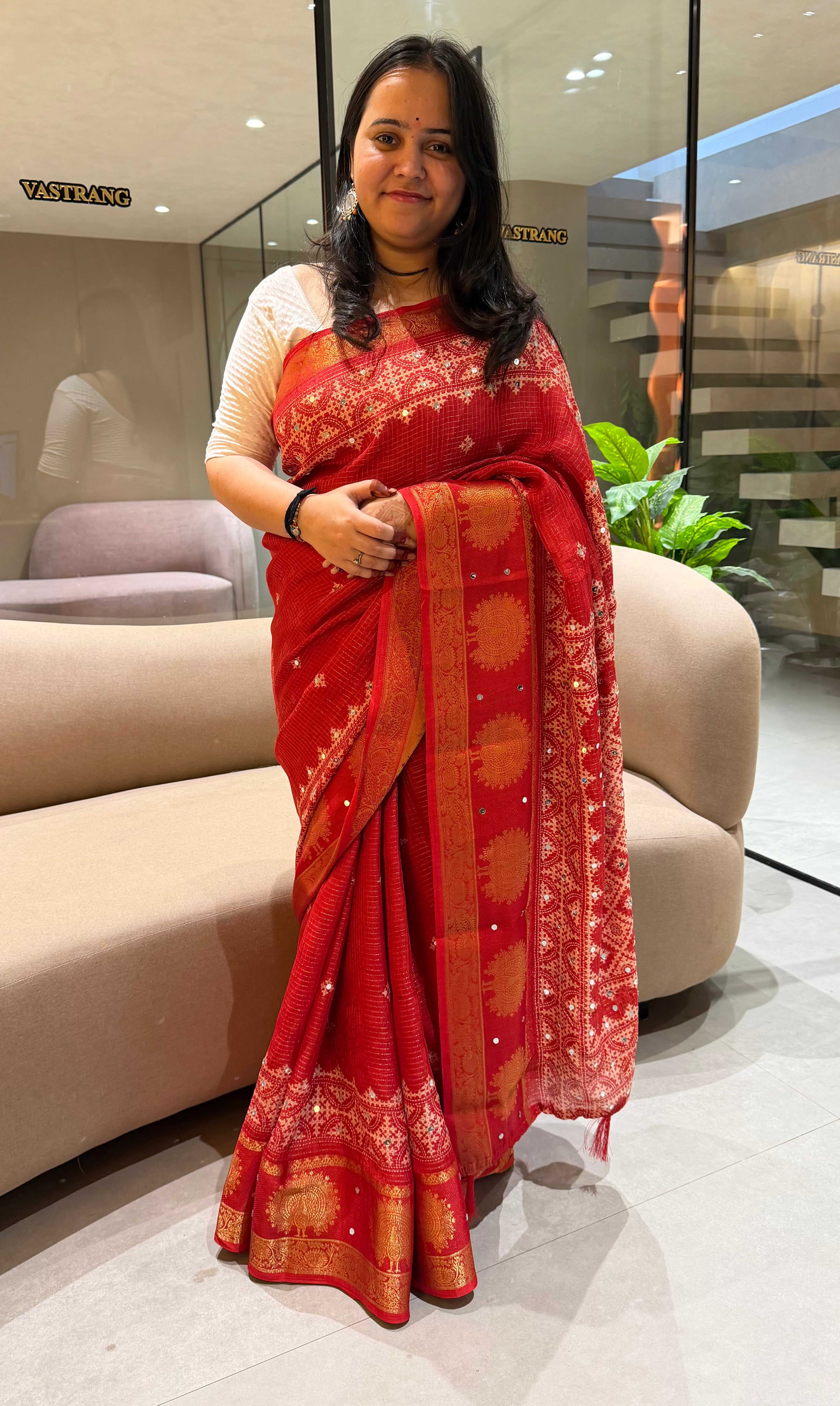 Divine Wedding Wear Silk Jacquard Border Mirror Work n Rich Pallu Designer Saree With Blouse Piece