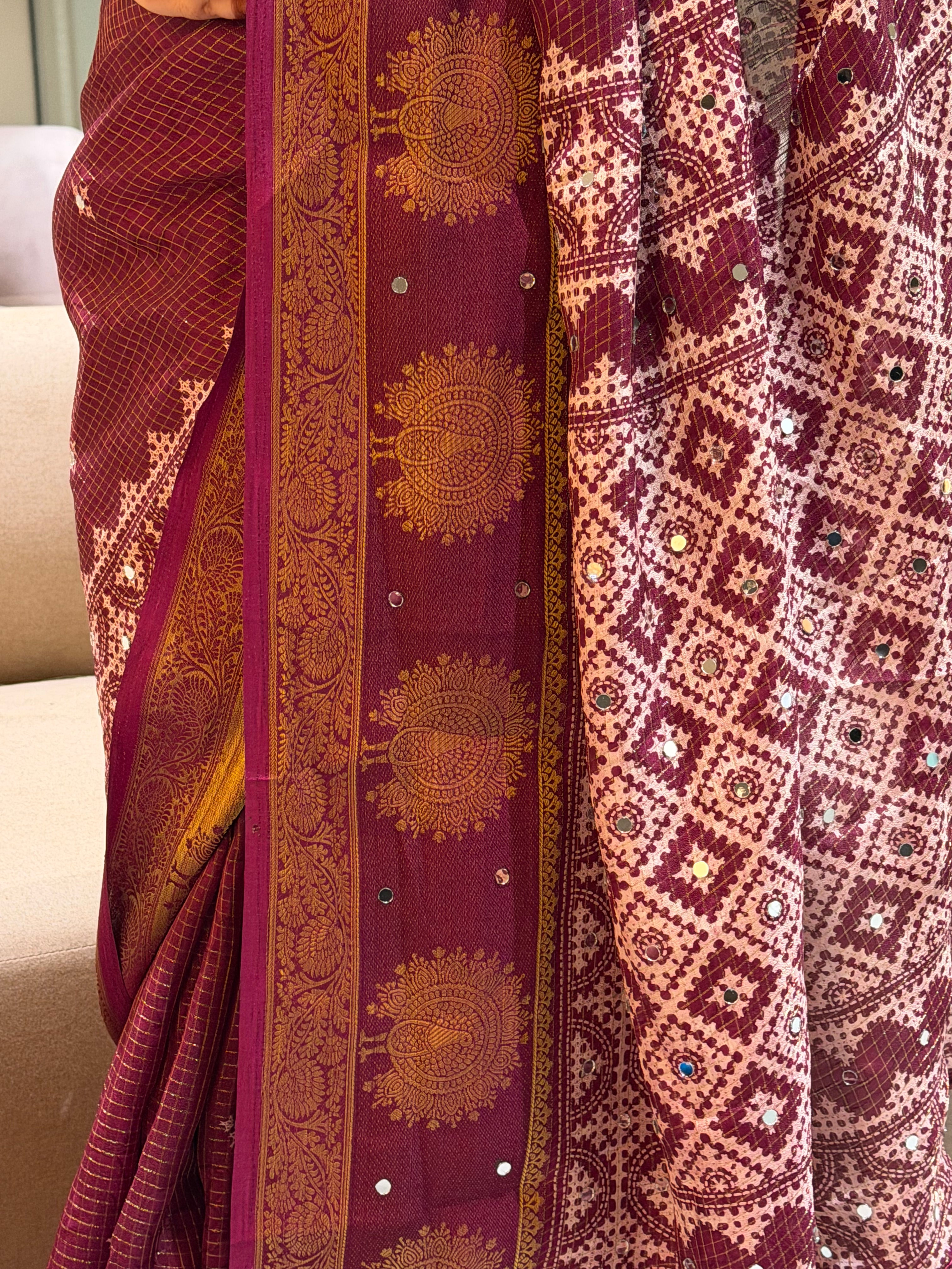 Divine Wedding Wear Silk Jacquard Border Mirror Work n Rich Pallu Designer Saree With Blouse Piece