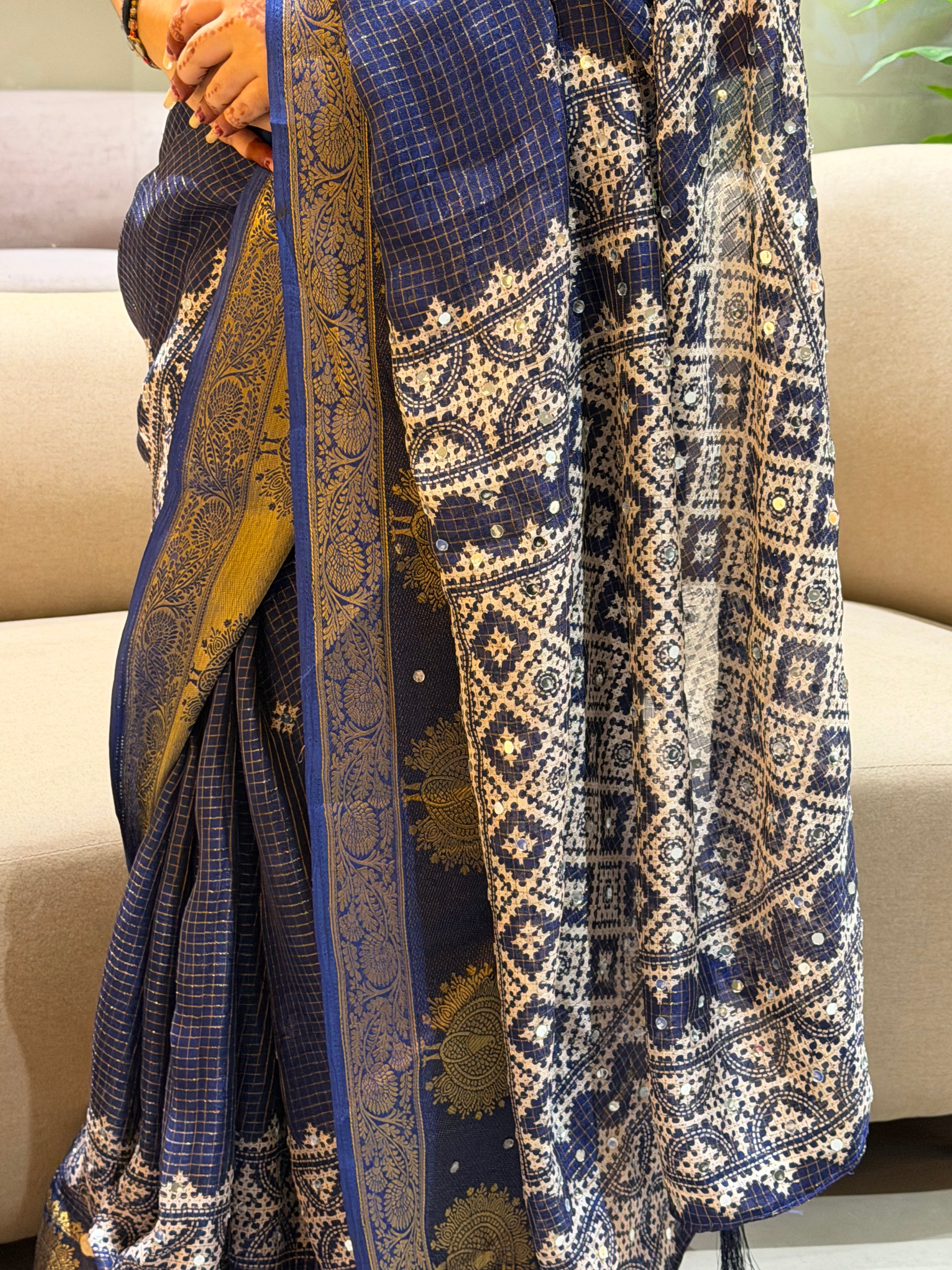 Divine Wedding Wear Silk Jacquard Border Mirror Work n Rich Pallu Designer Saree With Blouse Piece
