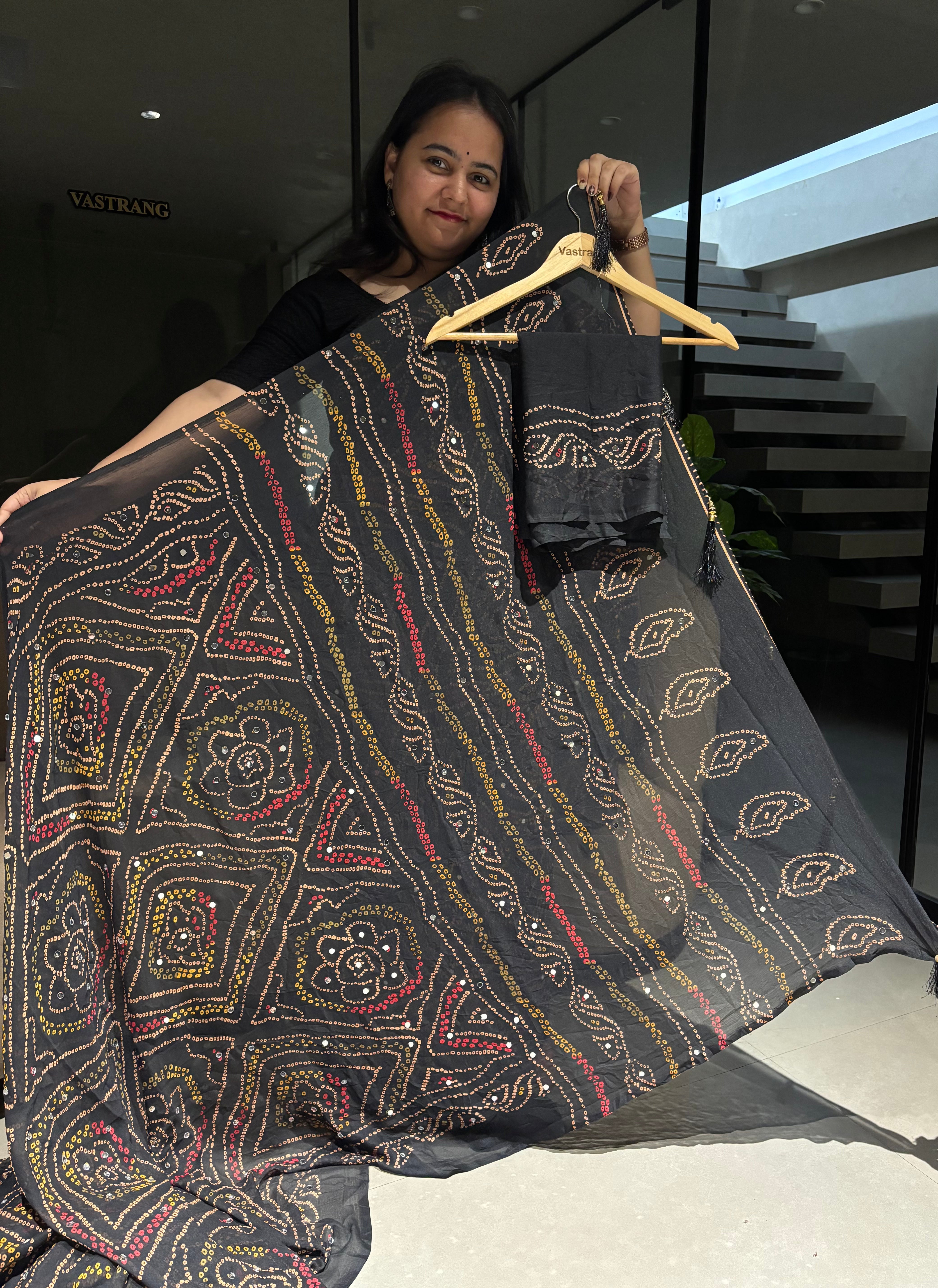 Blooming Party Wear Georgette Bandhani Print Tussels n Mirror Work Designer Saree With Blouse Piece
