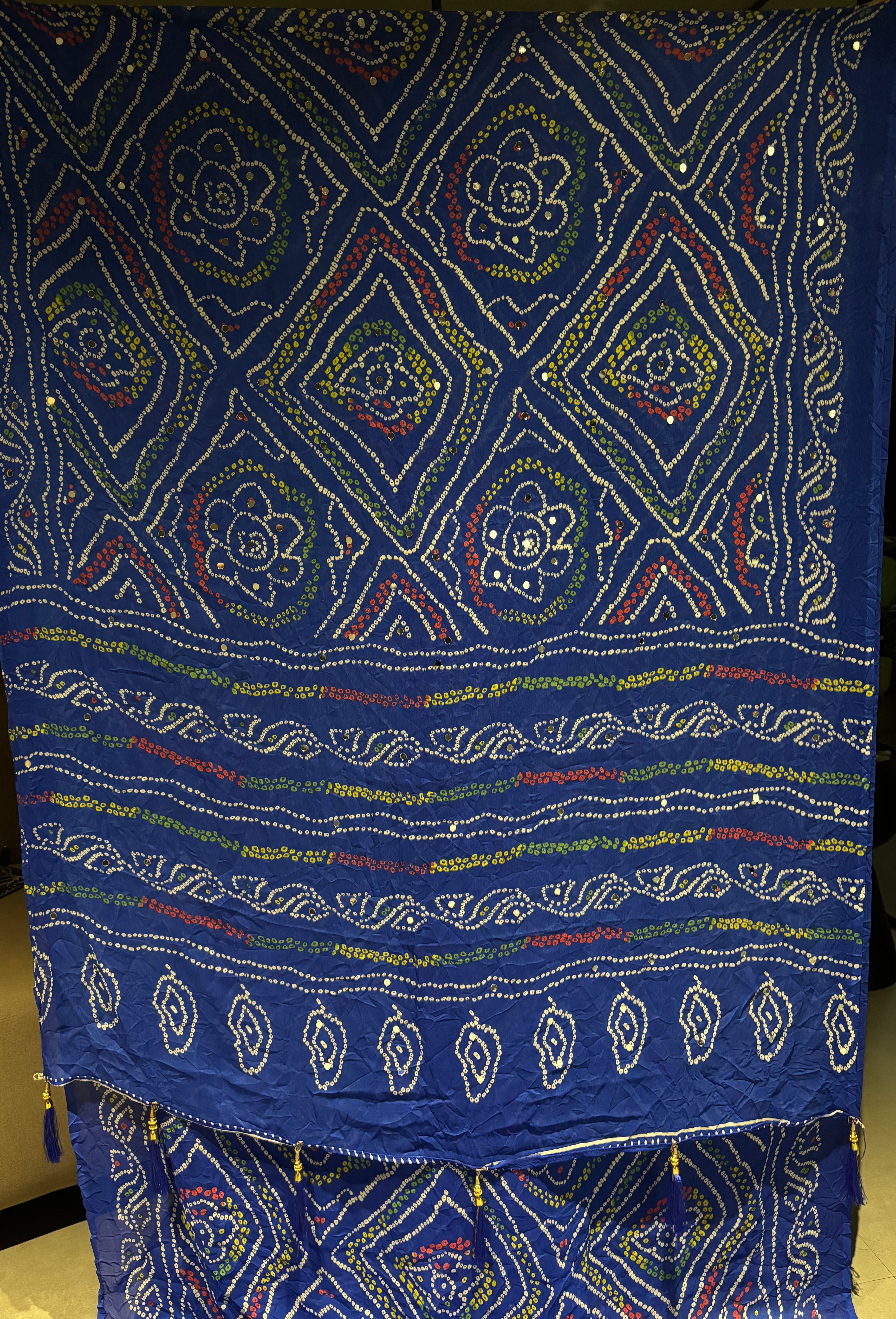 Blooming Party Wear Georgette Bandhani Print Tussels n Mirror Work Designer Saree With Blouse Piece